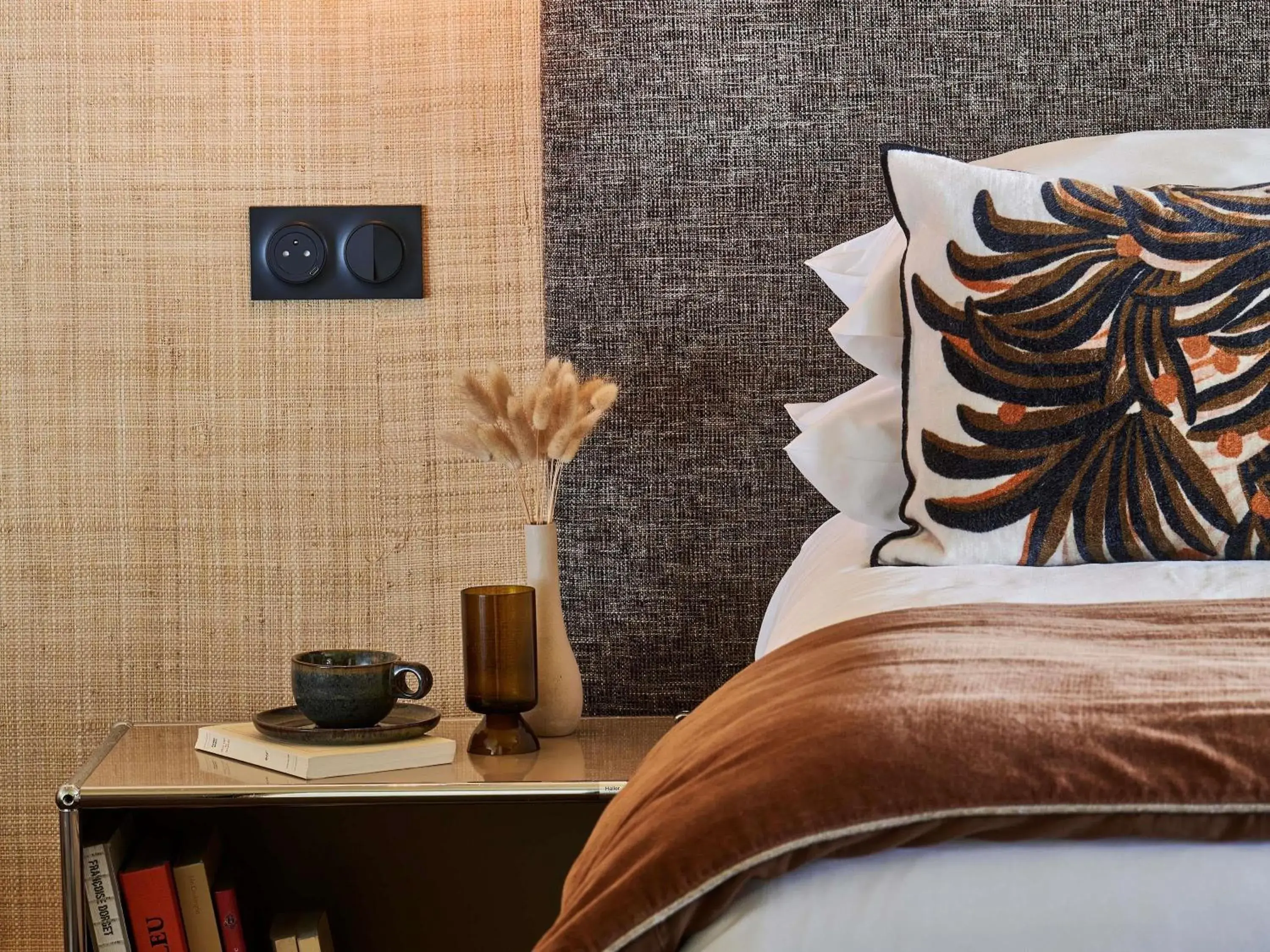 Bedroom, Bed in Mercure St Malo Front de Mer Bedroom, Bed in Mercure St Malo Front de Mer