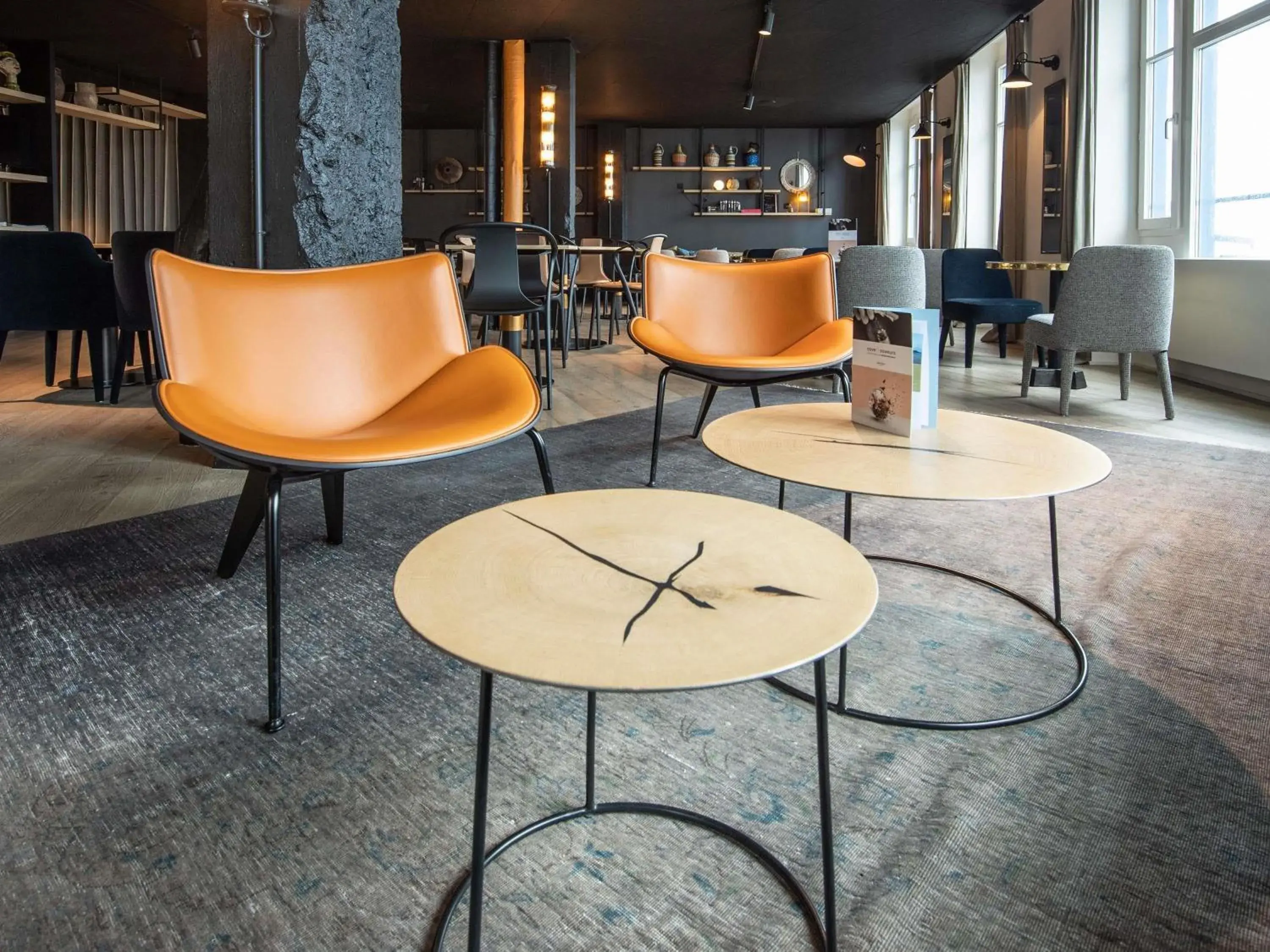 Property building in Mercure St Malo Front de Mer Property building in Mercure St Malo Front de Mer