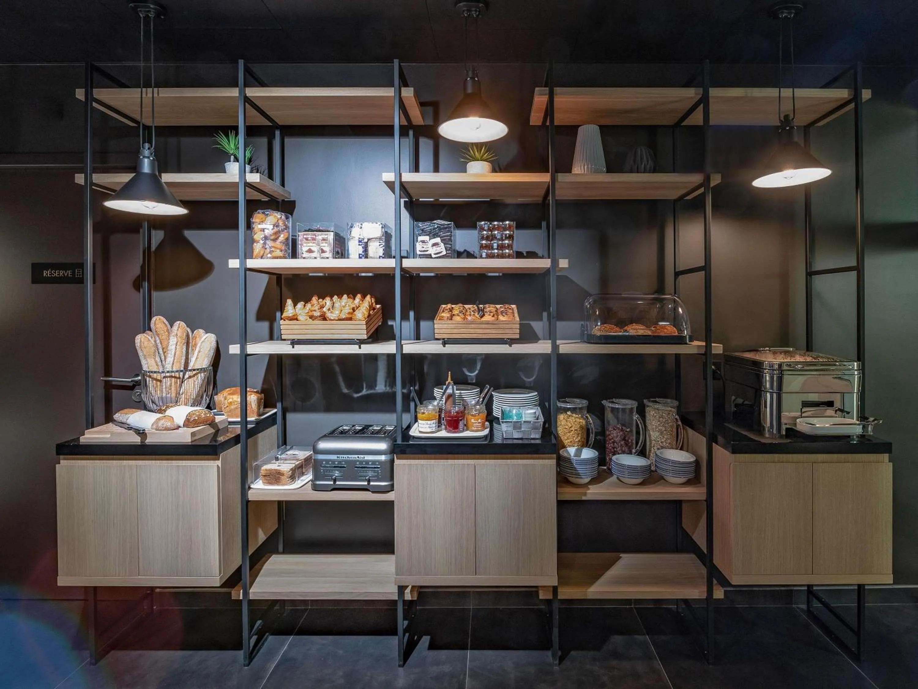 Breakfast in Mercure St Malo Front de Mer