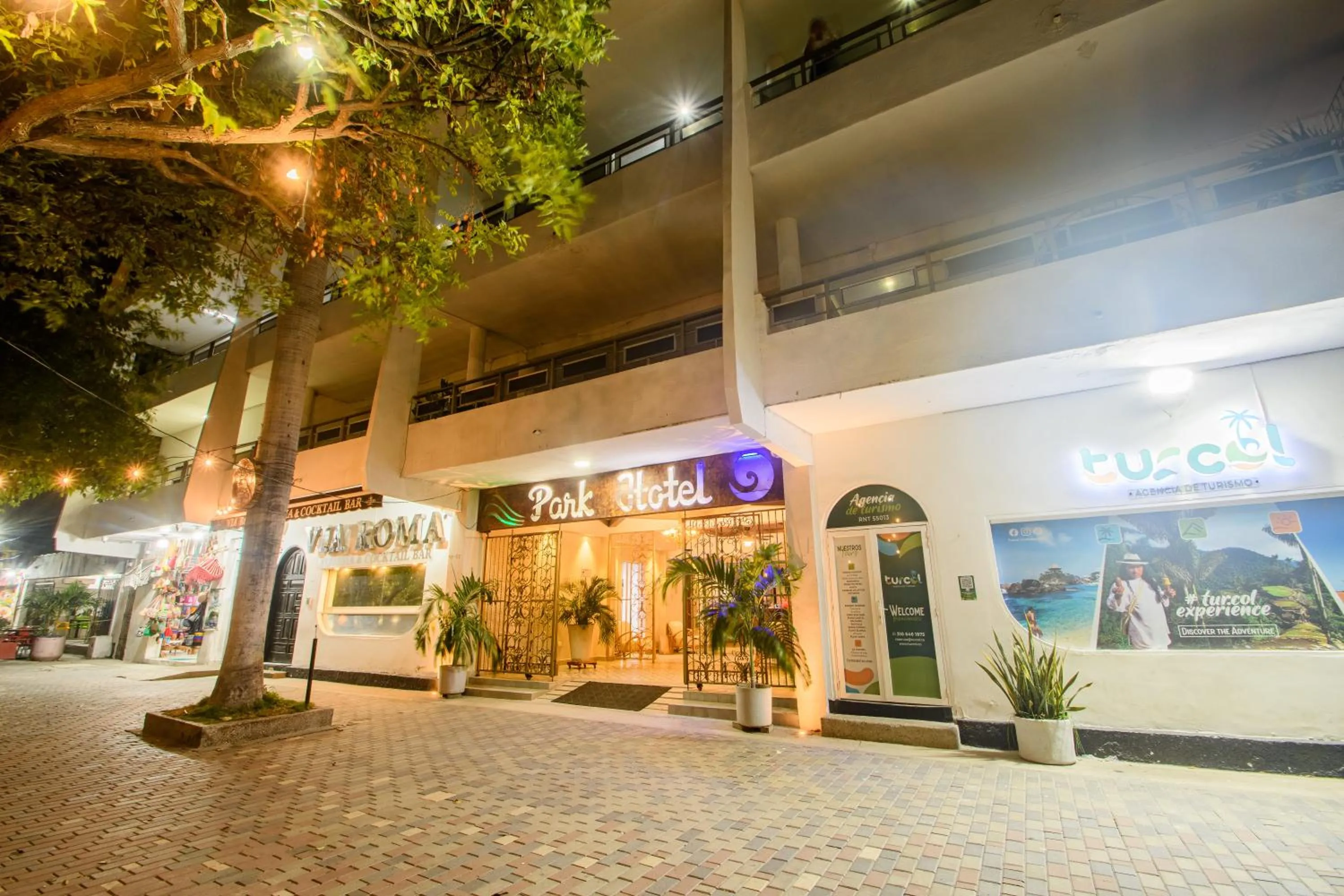 Facade/entrance in Park Hotel