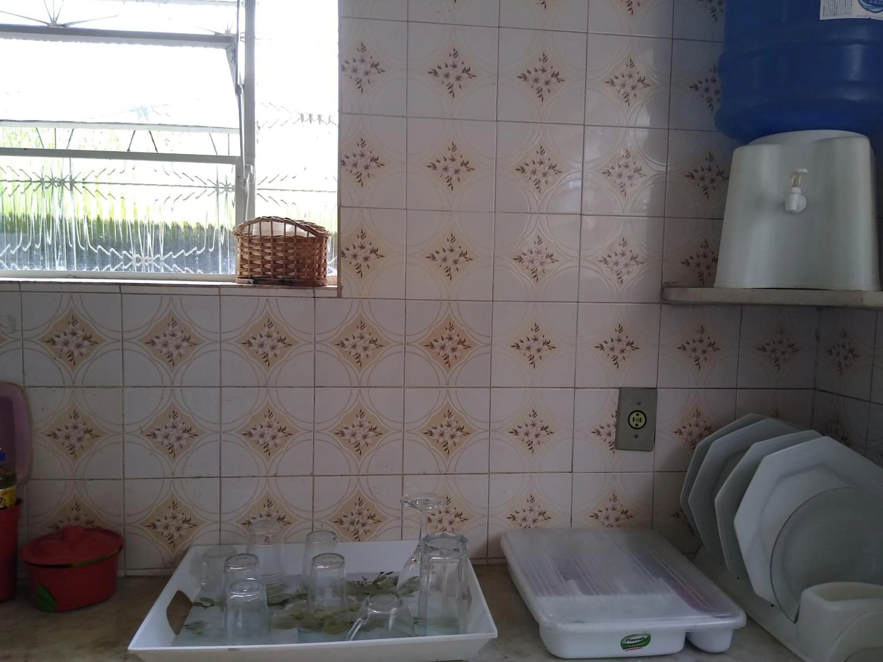 Communal kitchen in POUSADA DO JOAO