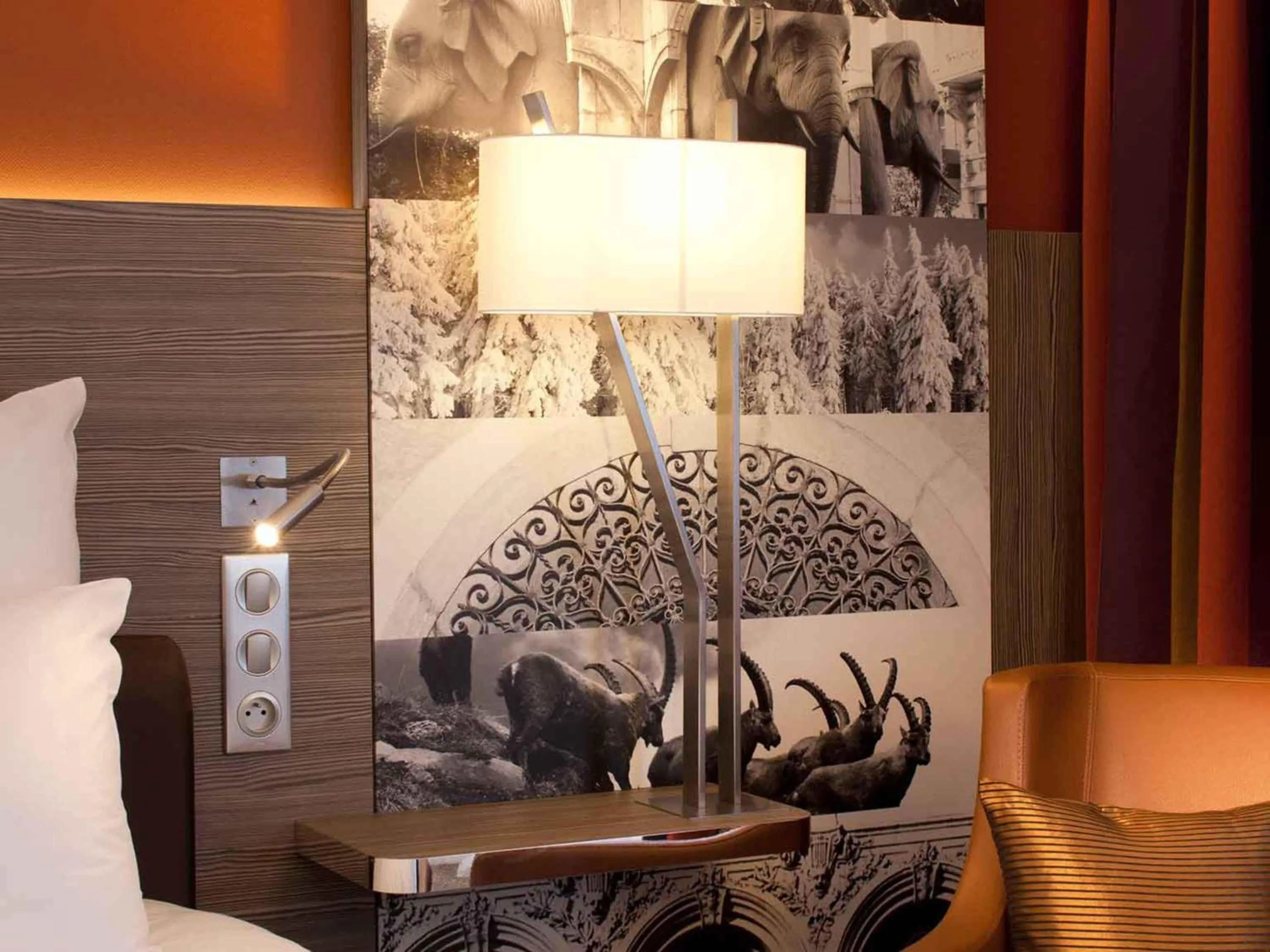 Bedroom in Mercure Chambéry Centre