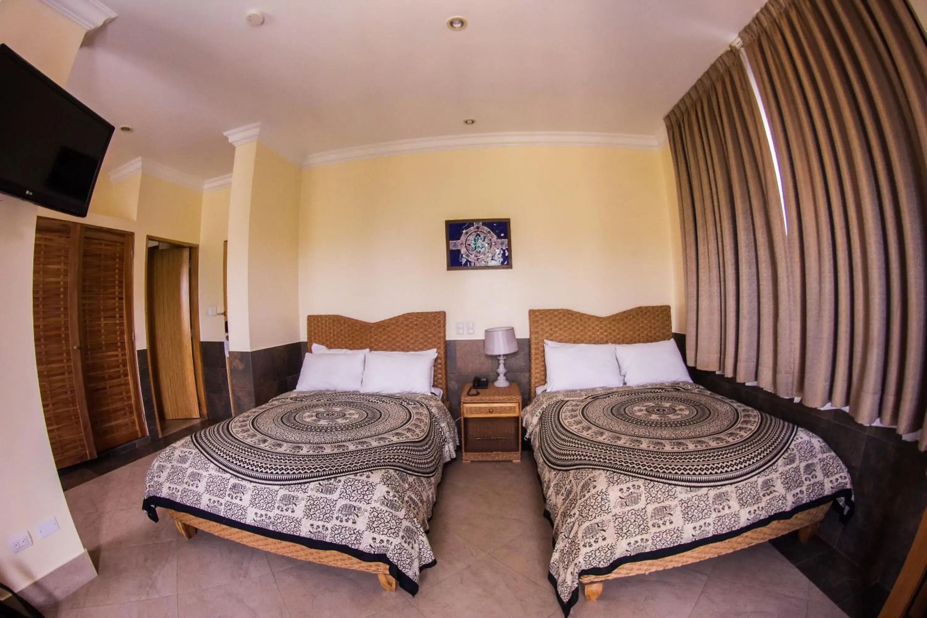 Family Room with Balcony in Dharma Beach Family Room with Balcony in Dharma Beach