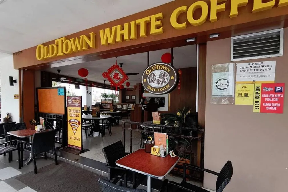 Restaurant/places to eat in Aranda Nova Suite