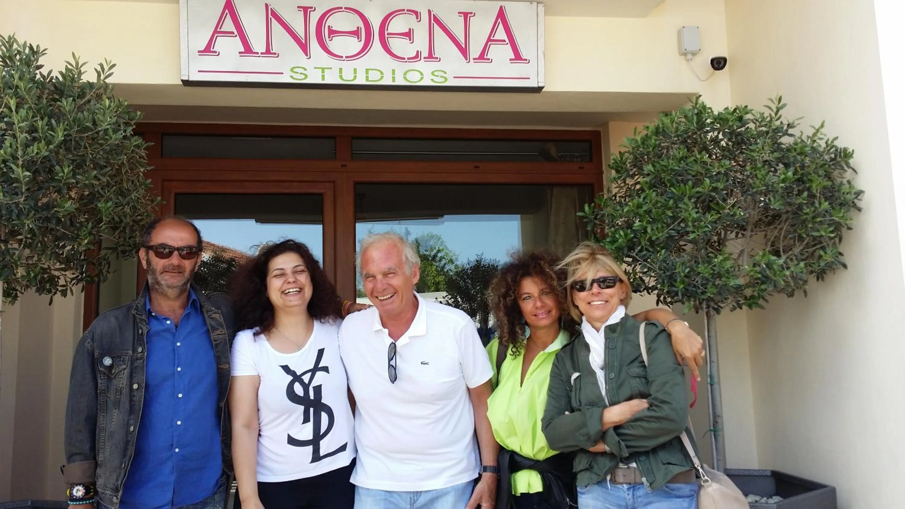 Facade/entrance in Anthena Studios