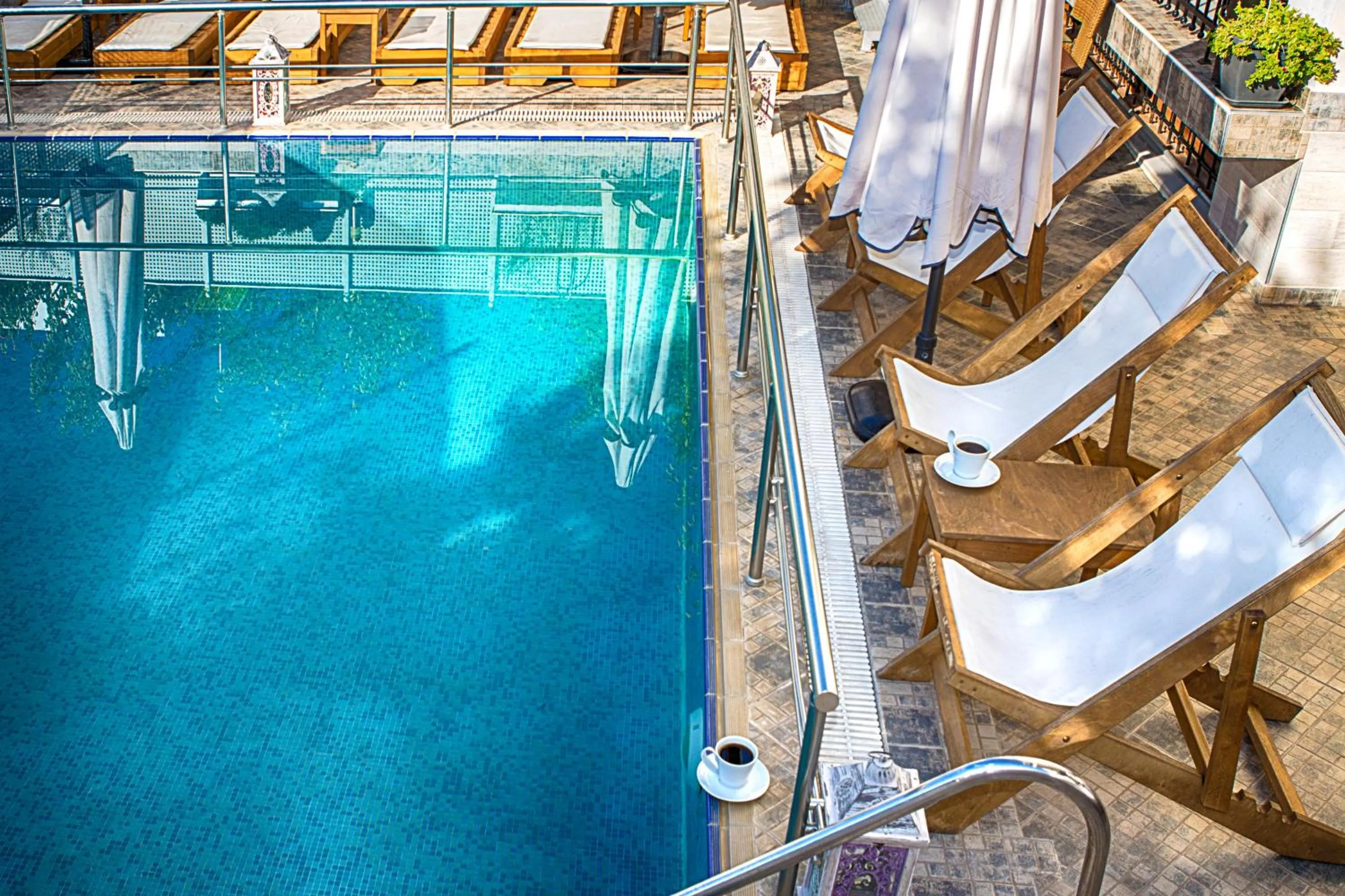 Area and facilities in Anthena Studios