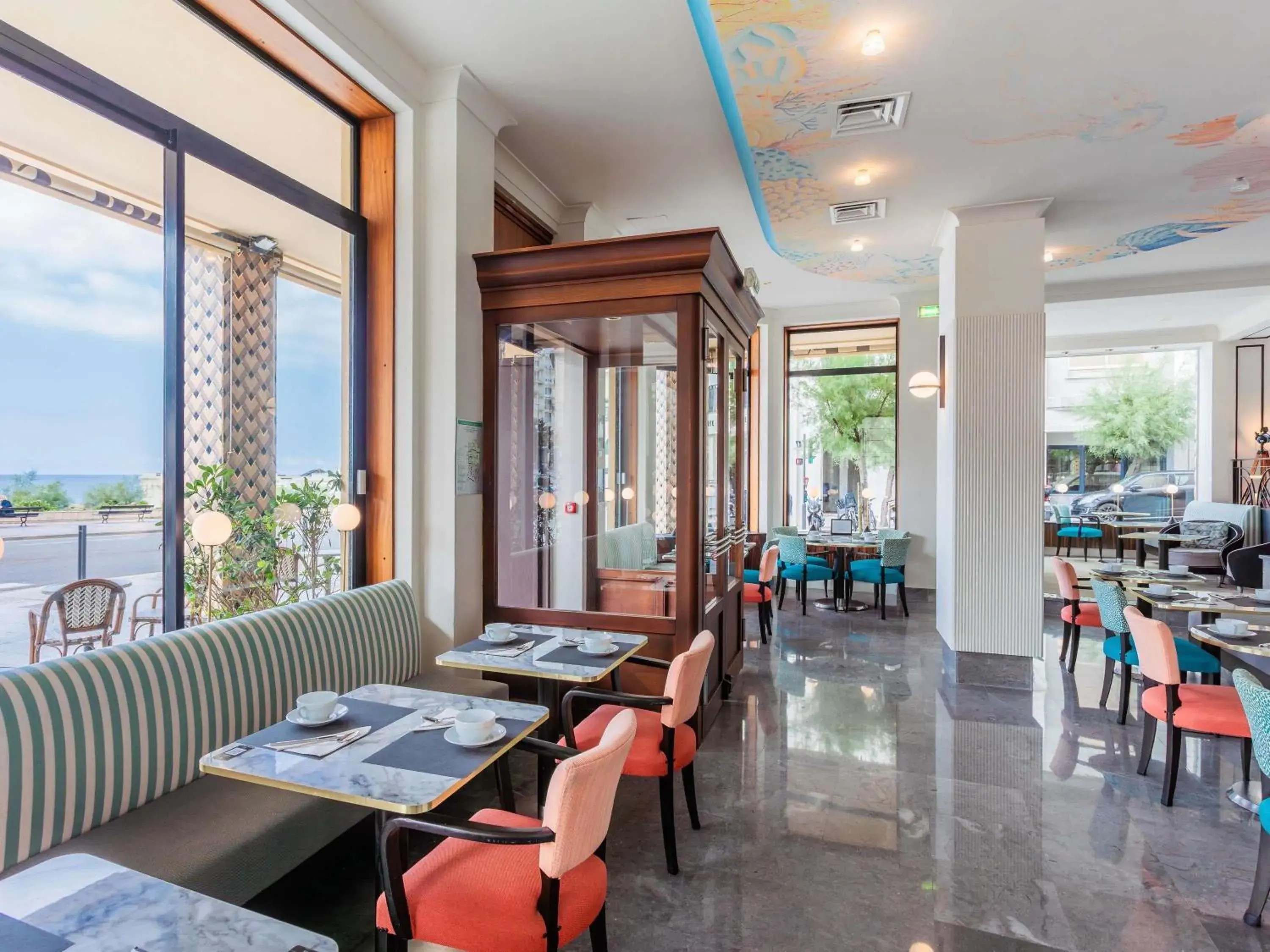 Property building in Hotel Plaza Biarritz Plage - Handwritten Collection Property building in Hotel Plaza Biarritz Plage - Handwritten Collection