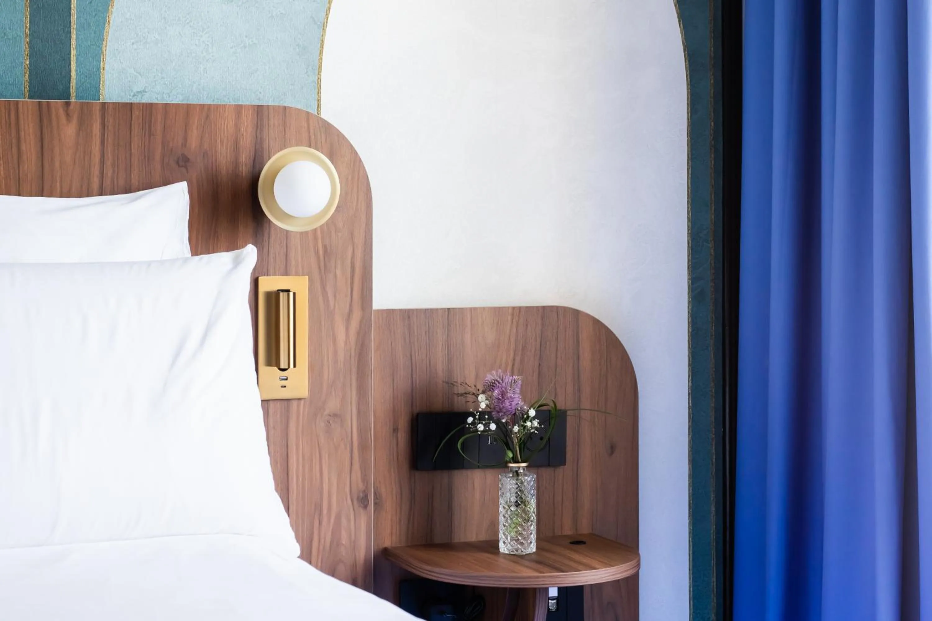 Photo of the whole room, Bed in Hotel Plaza Biarritz Plage - Handwritten Collection