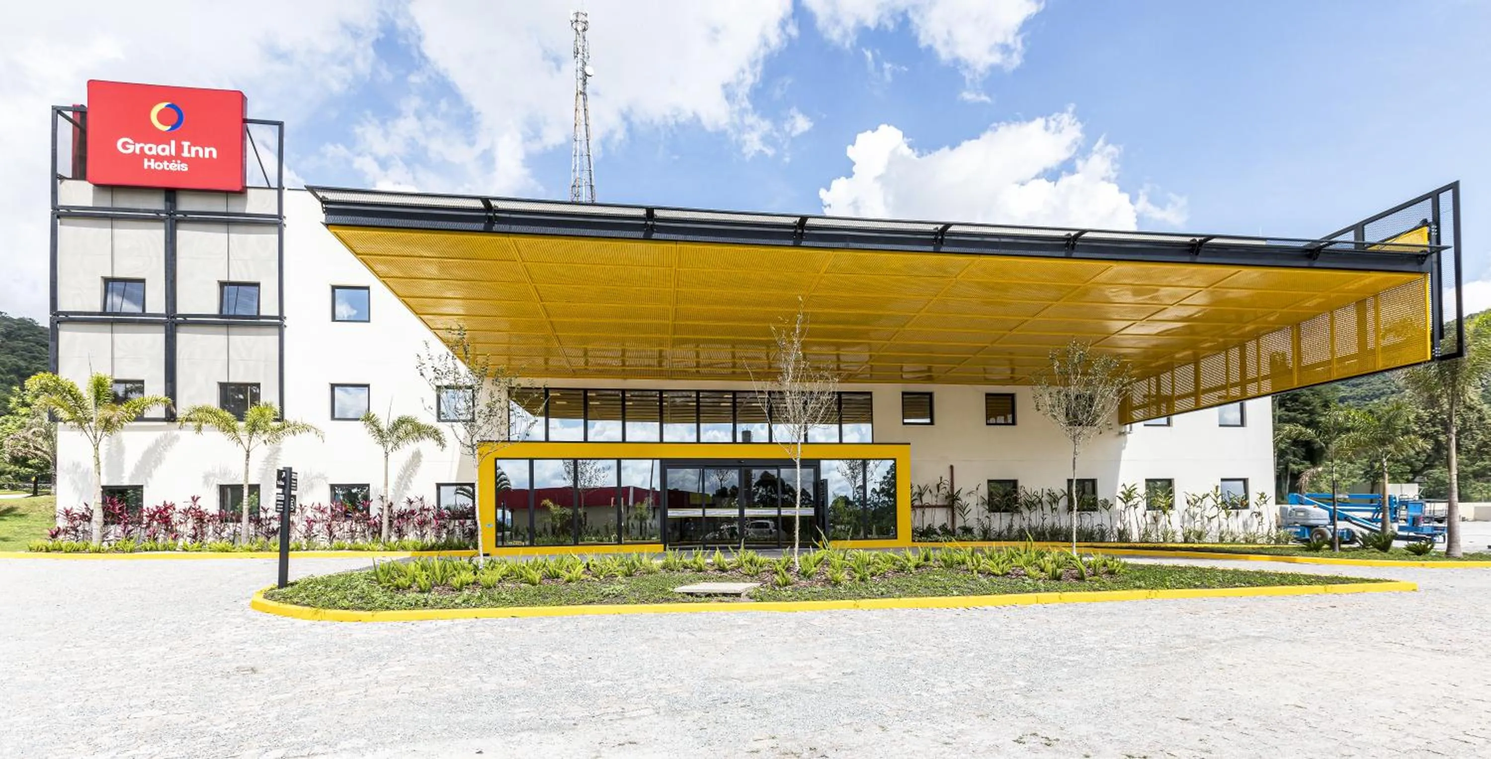 Property building in Graal Inn Mairiporã