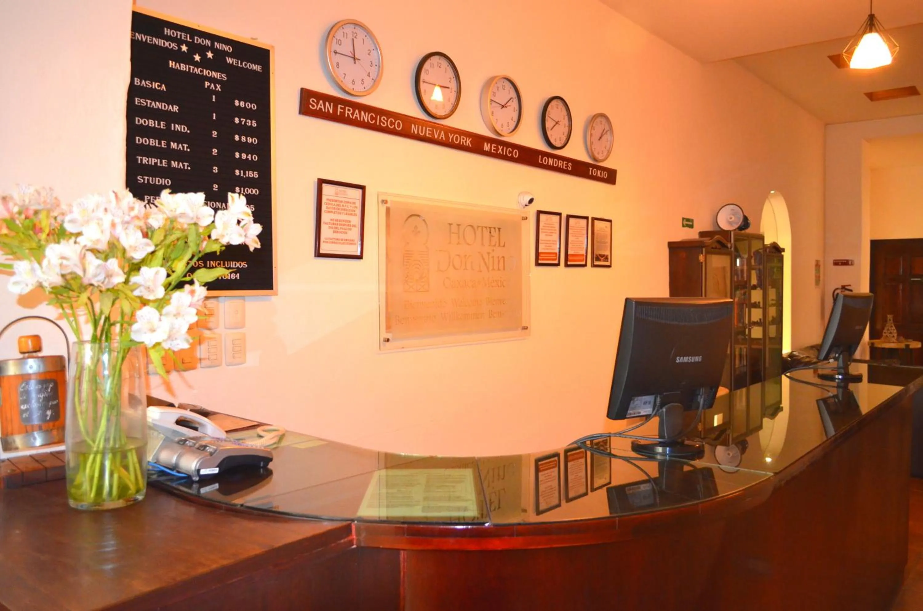 Property logo or sign in Hotel Don Nino