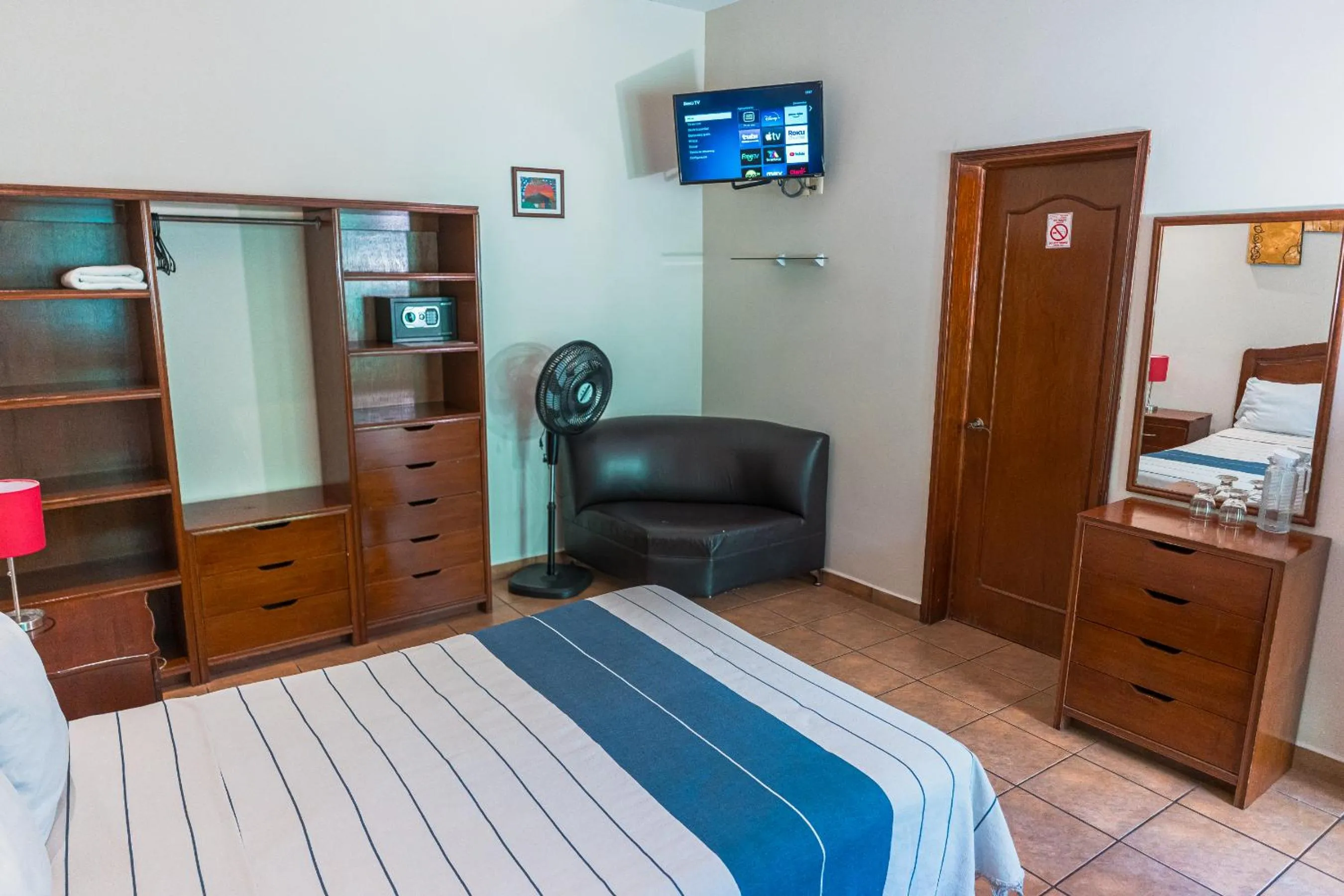 Photo of the whole room, Bed in Hotel Don Nino