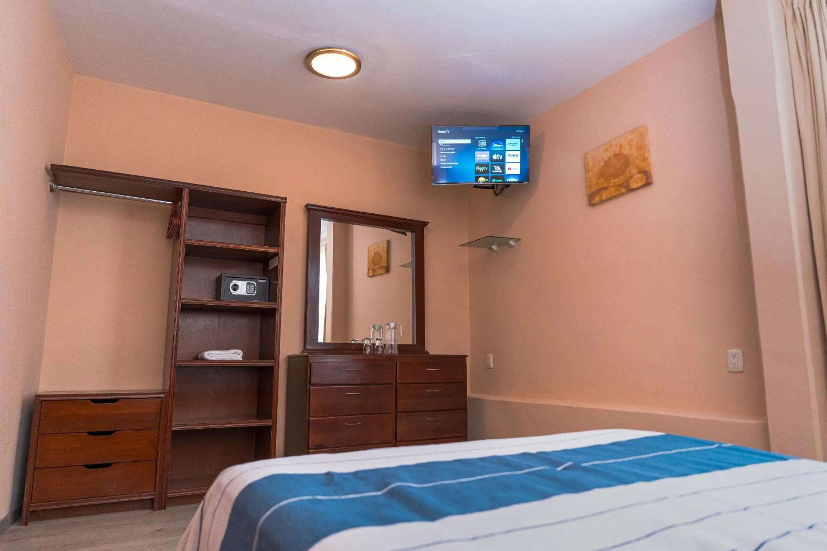 Photo of the whole room, Bed in Hotel Don Nino