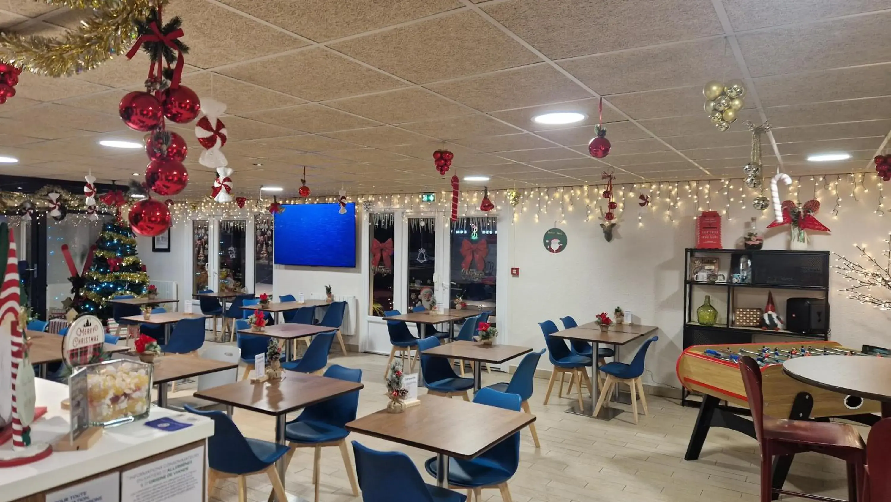 Property building in Campanile Saint Quentin Property building in Campanile Saint Quentin