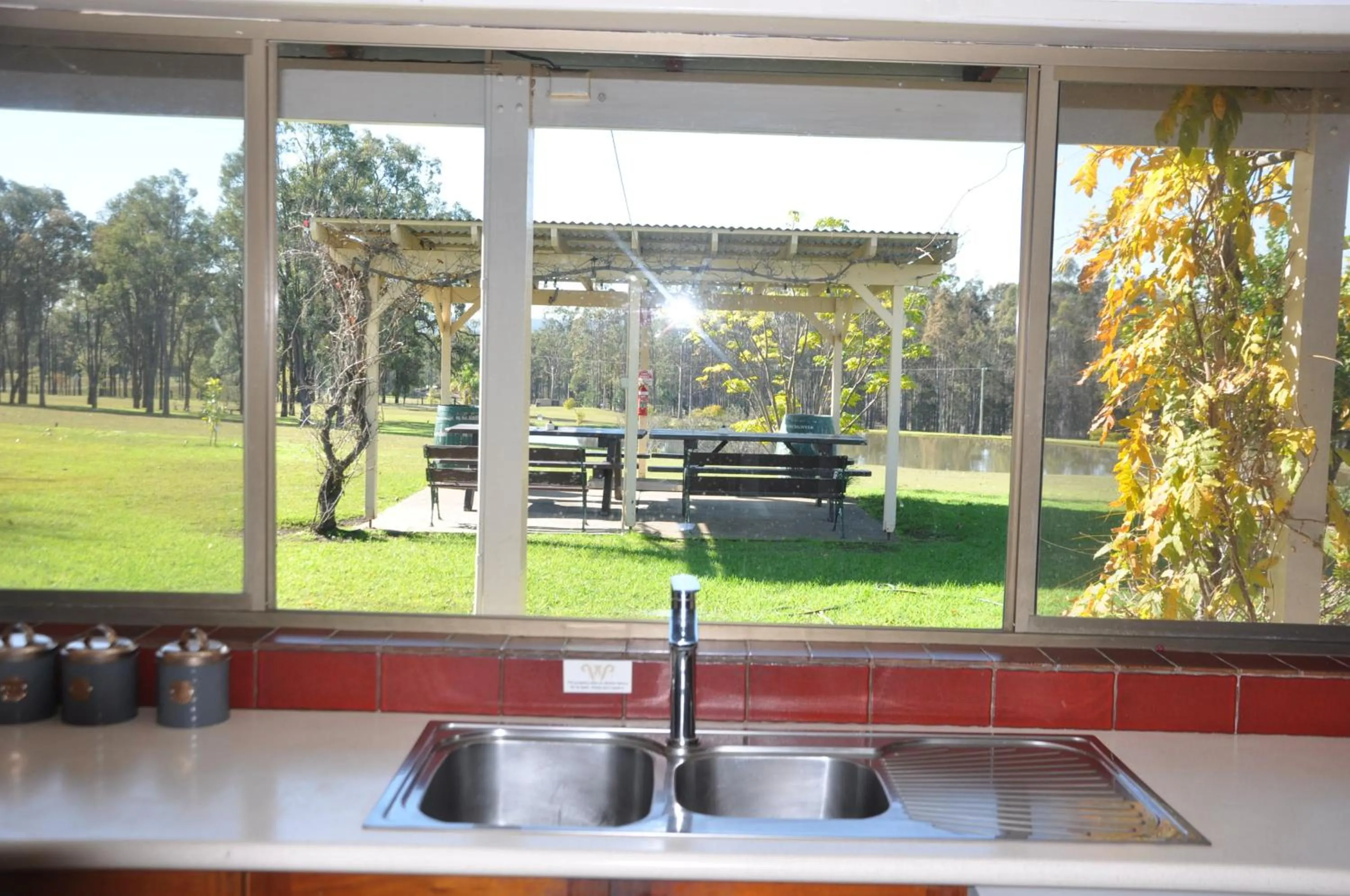 Kitchen or kitchenette in Woolshed Hill Estate
