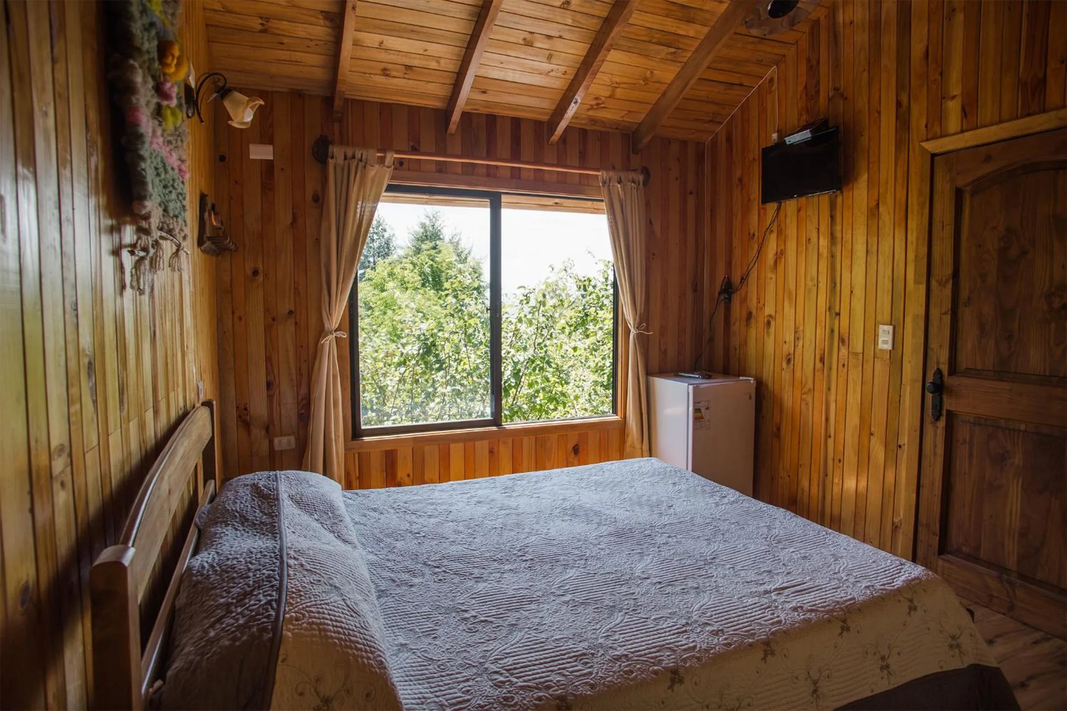 Bedroom, Bed in Apart hotel Puchaley Lafquen