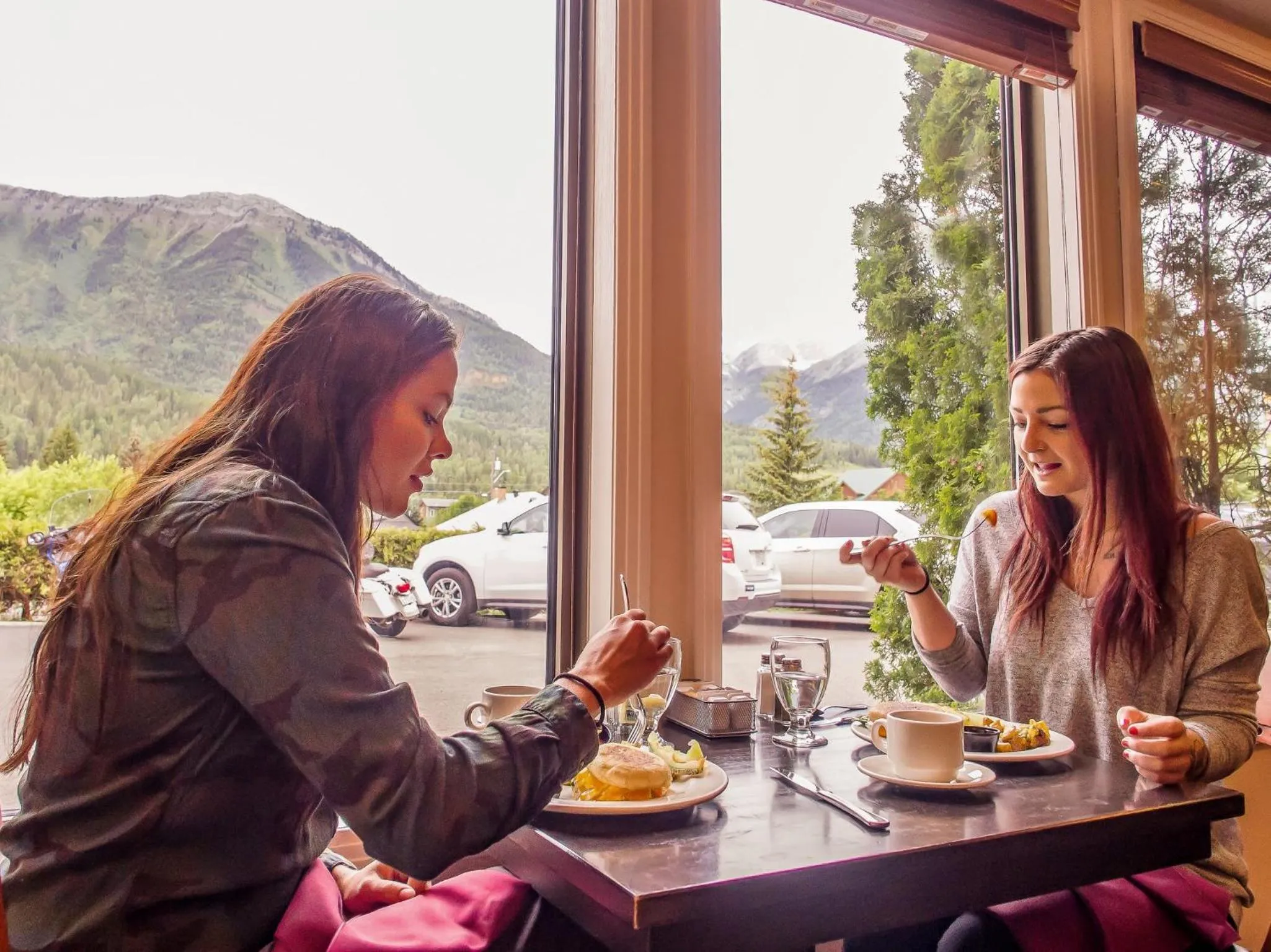 Restaurant/places to eat in Park Place Lodge