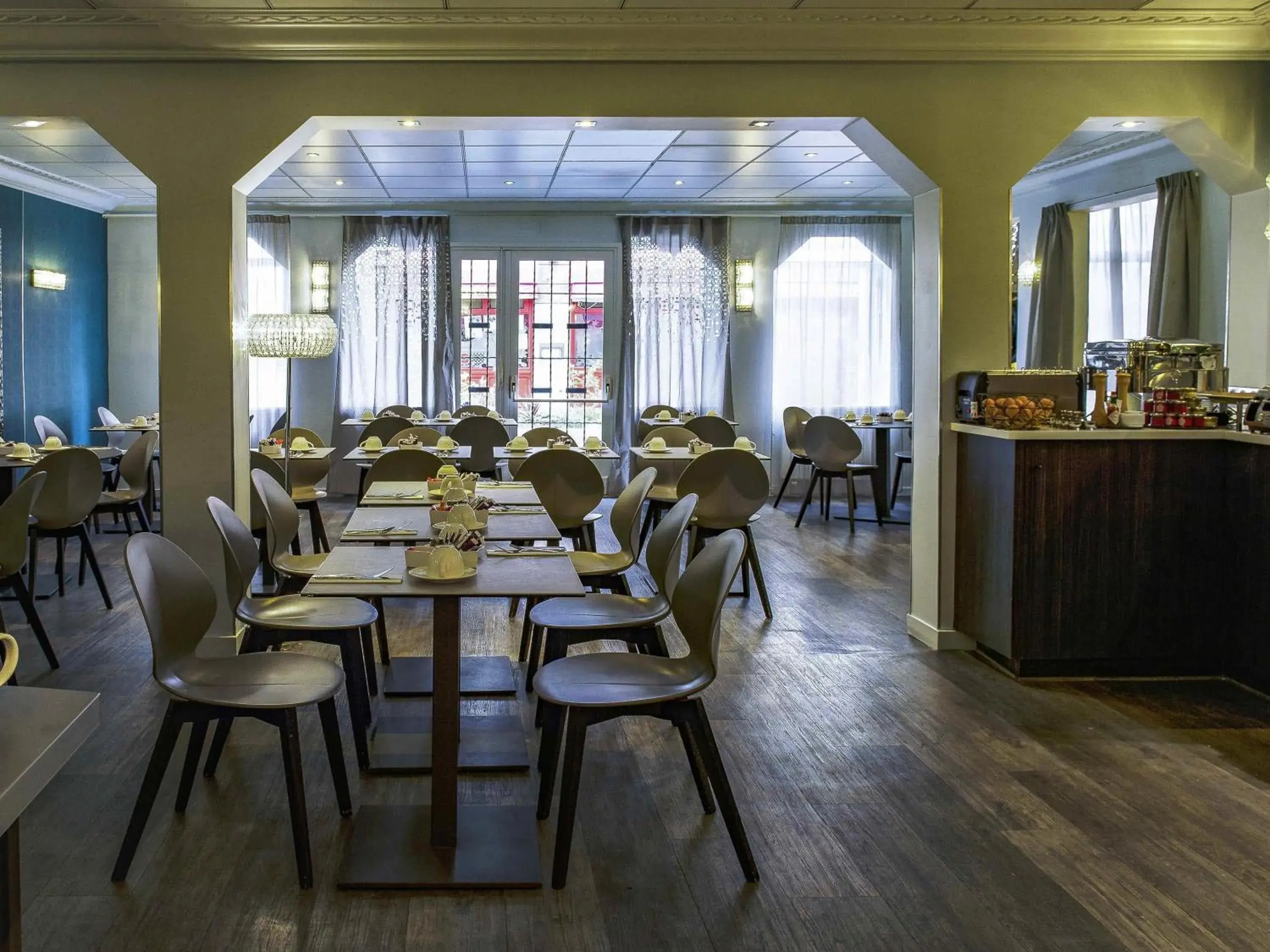 Breakfast in Mercure Paris Opéra Faubourg Montmartre Breakfast in Mercure Paris Opéra Faubourg Montmartre