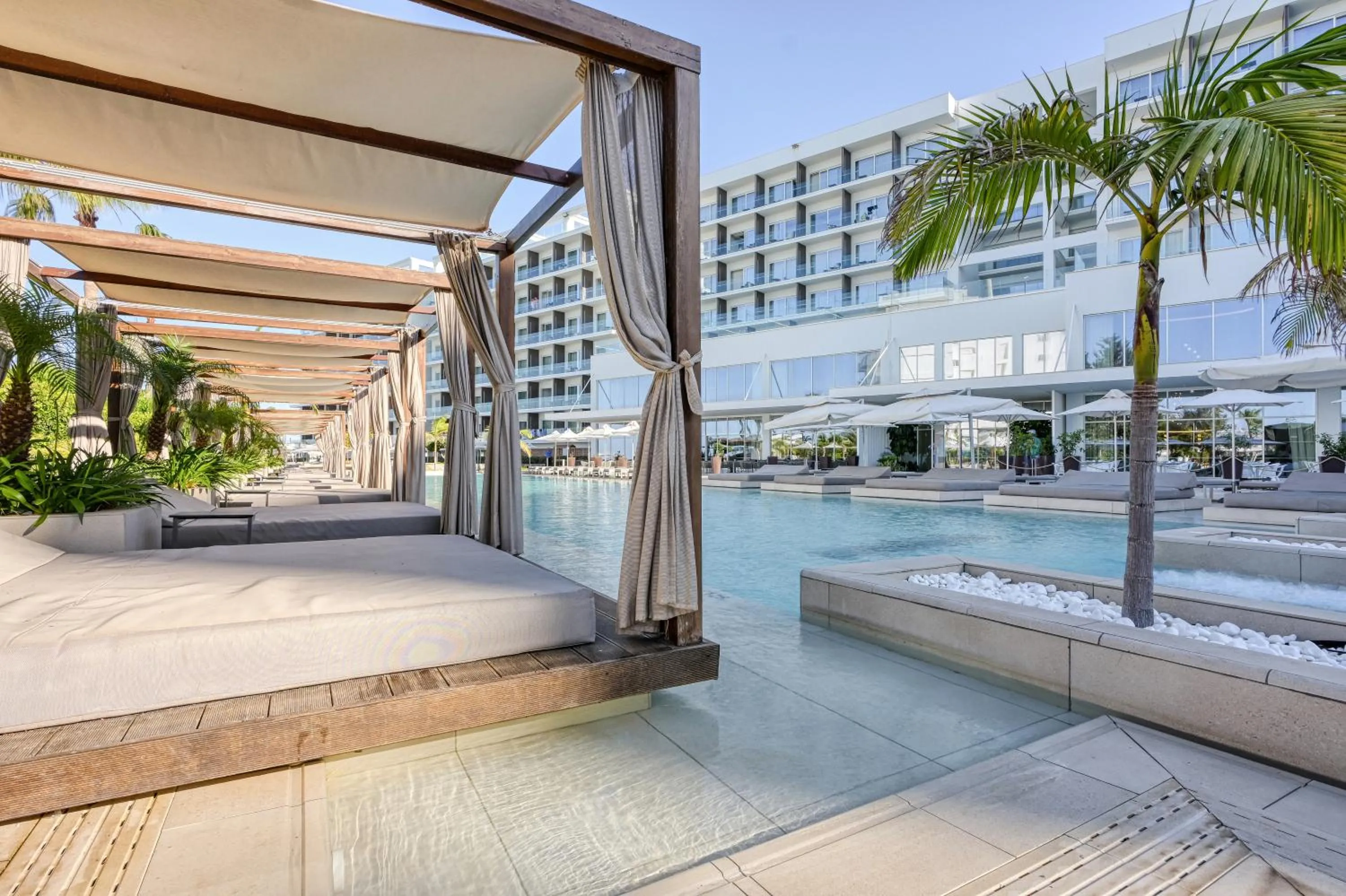 Chrysomare Beach Hotel & Resort