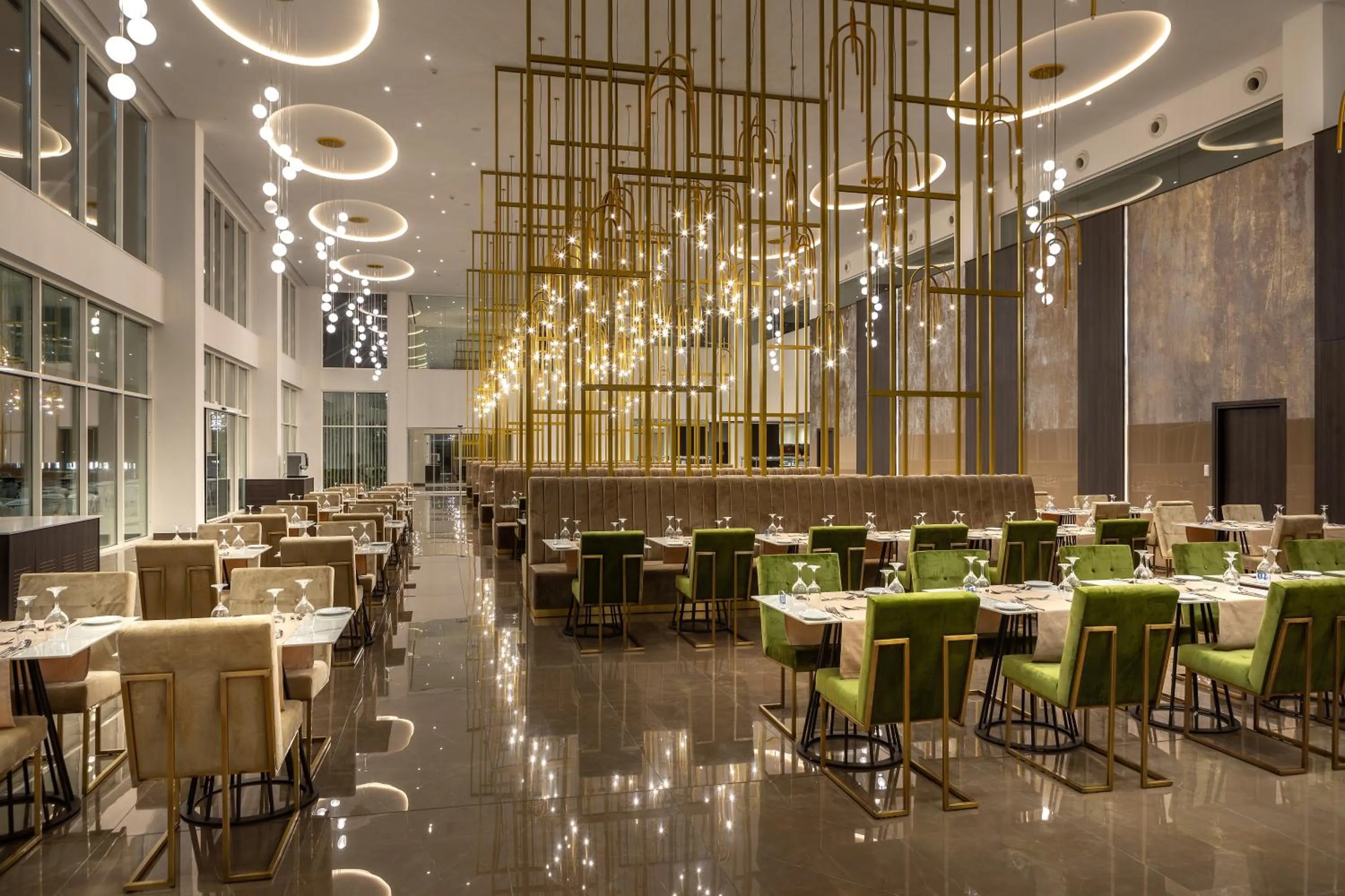 Restaurant/places to eat in Chrysomare Beach Hotel & Resort