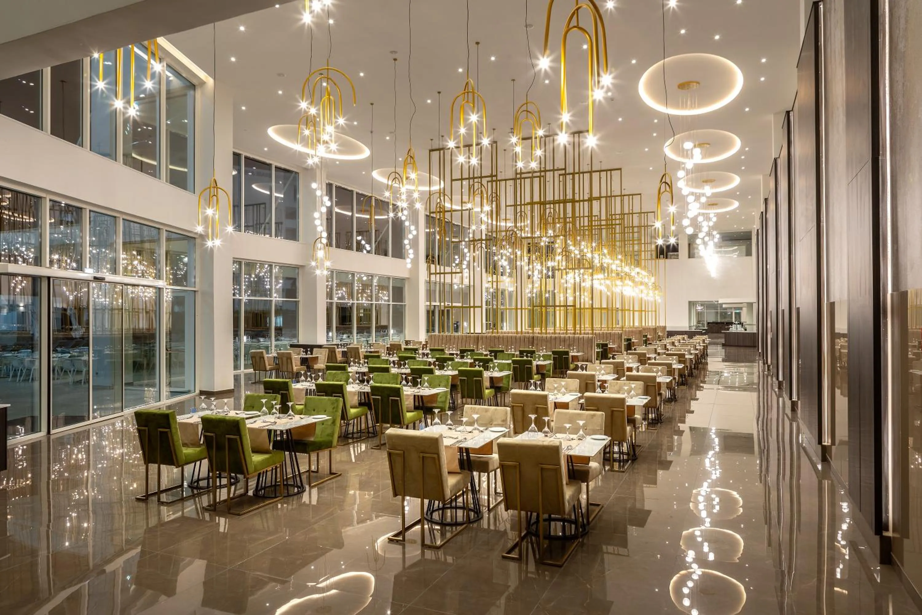 Restaurant/places to eat in Chrysomare Beach Hotel & Resort