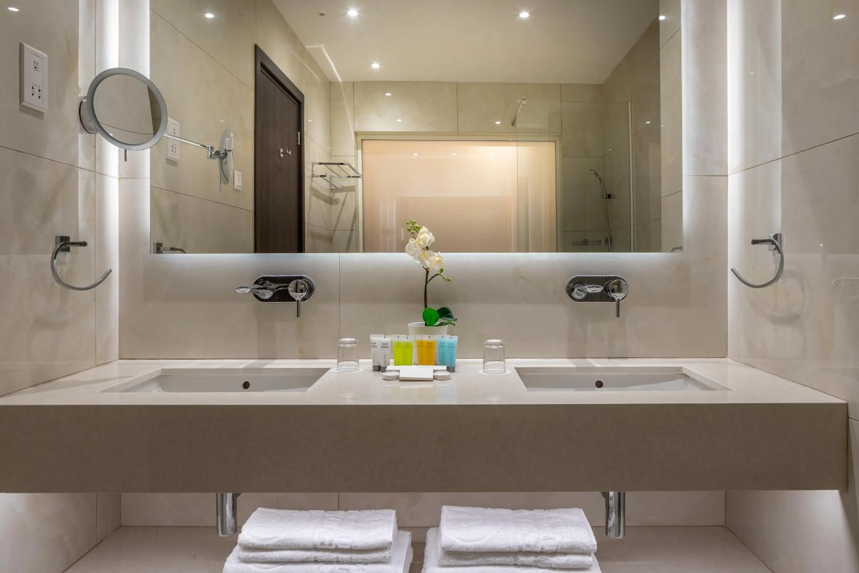 Shower in Chrysomare Beach Hotel & Resort