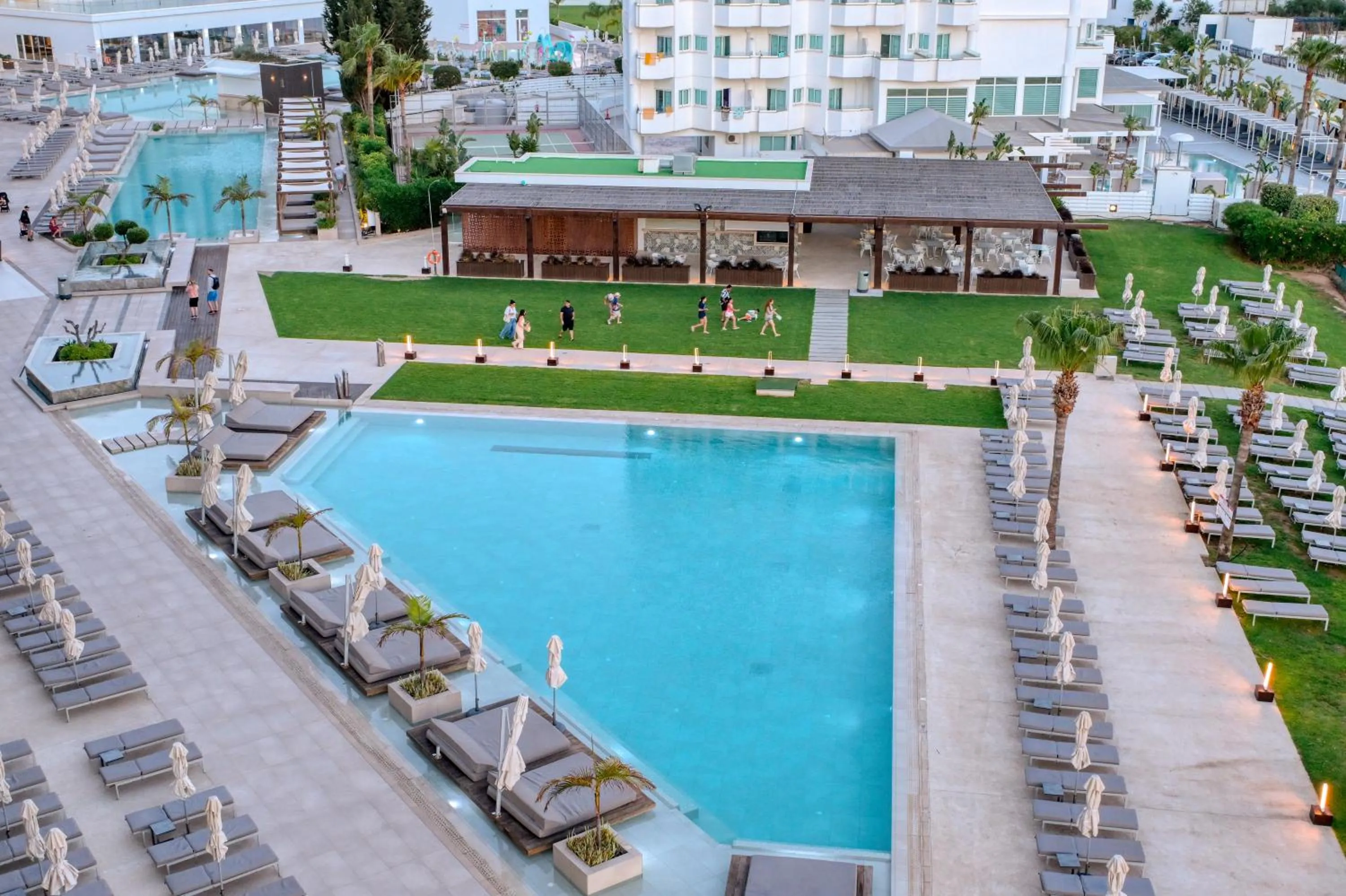 Chrysomare Beach Hotel & Resort