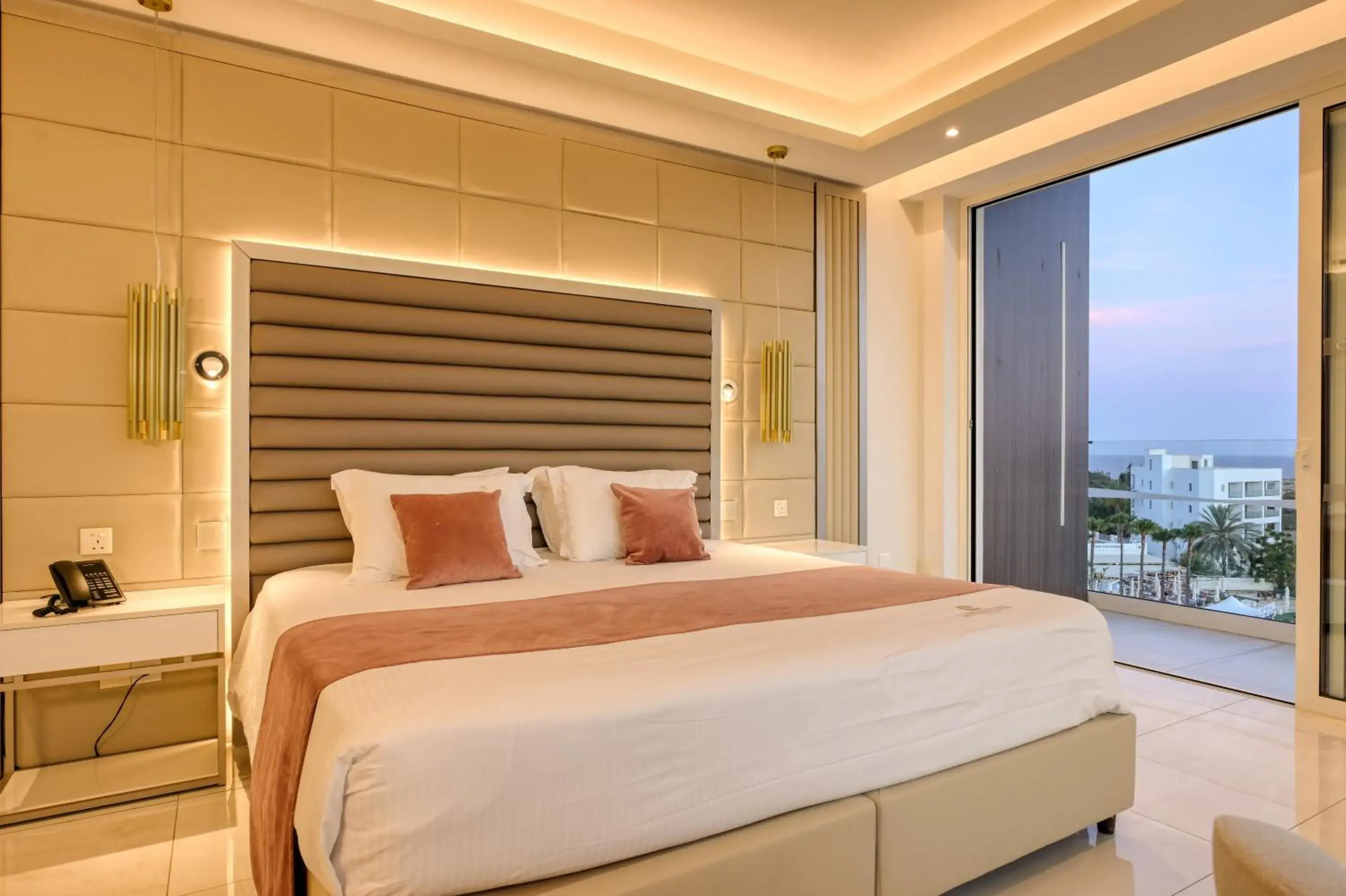 Bed in Chrysomare Beach Hotel & Resort Bed in Chrysomare Beach Hotel & Resort