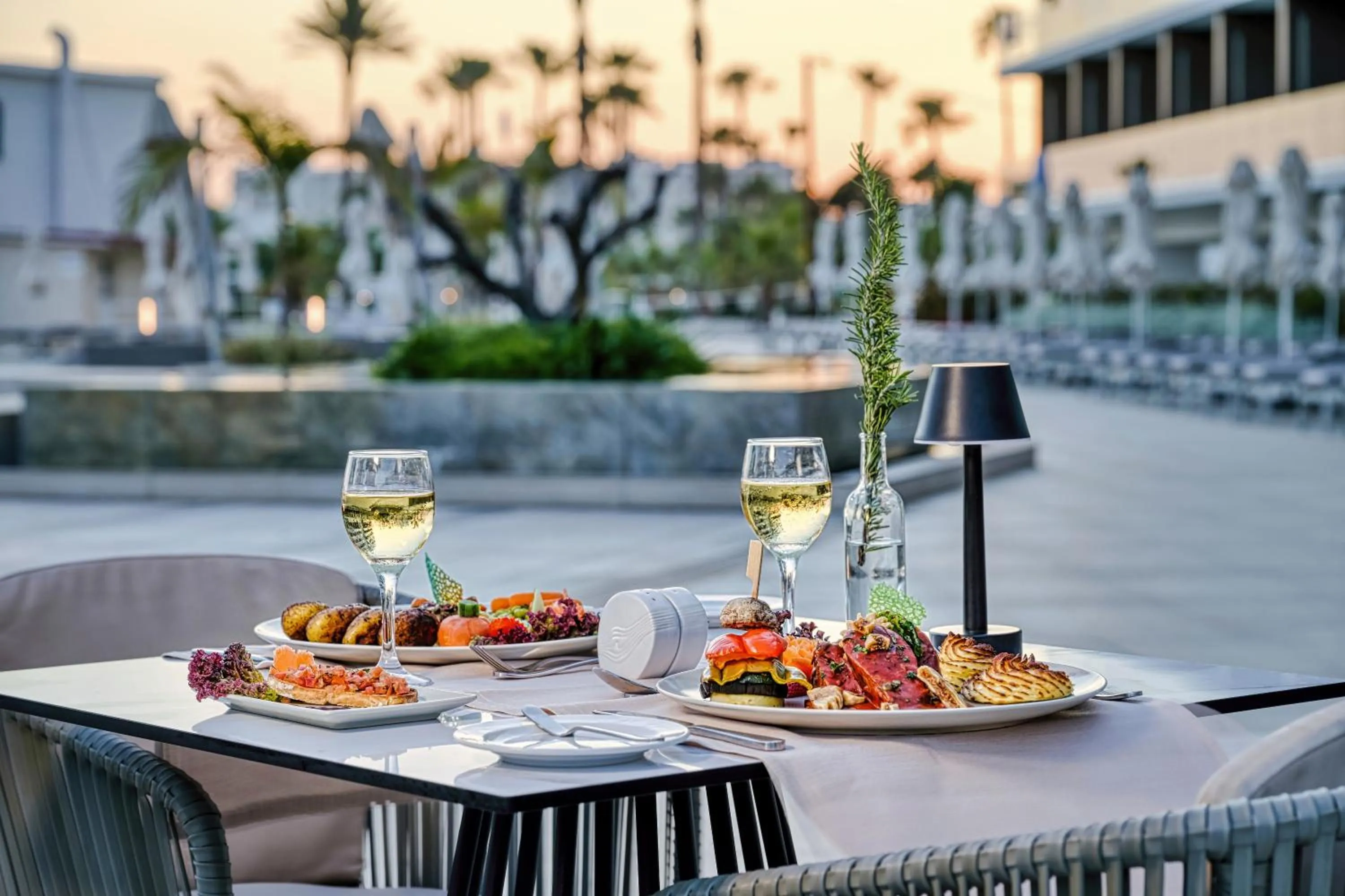 Chrysomare Beach Hotel & Resort