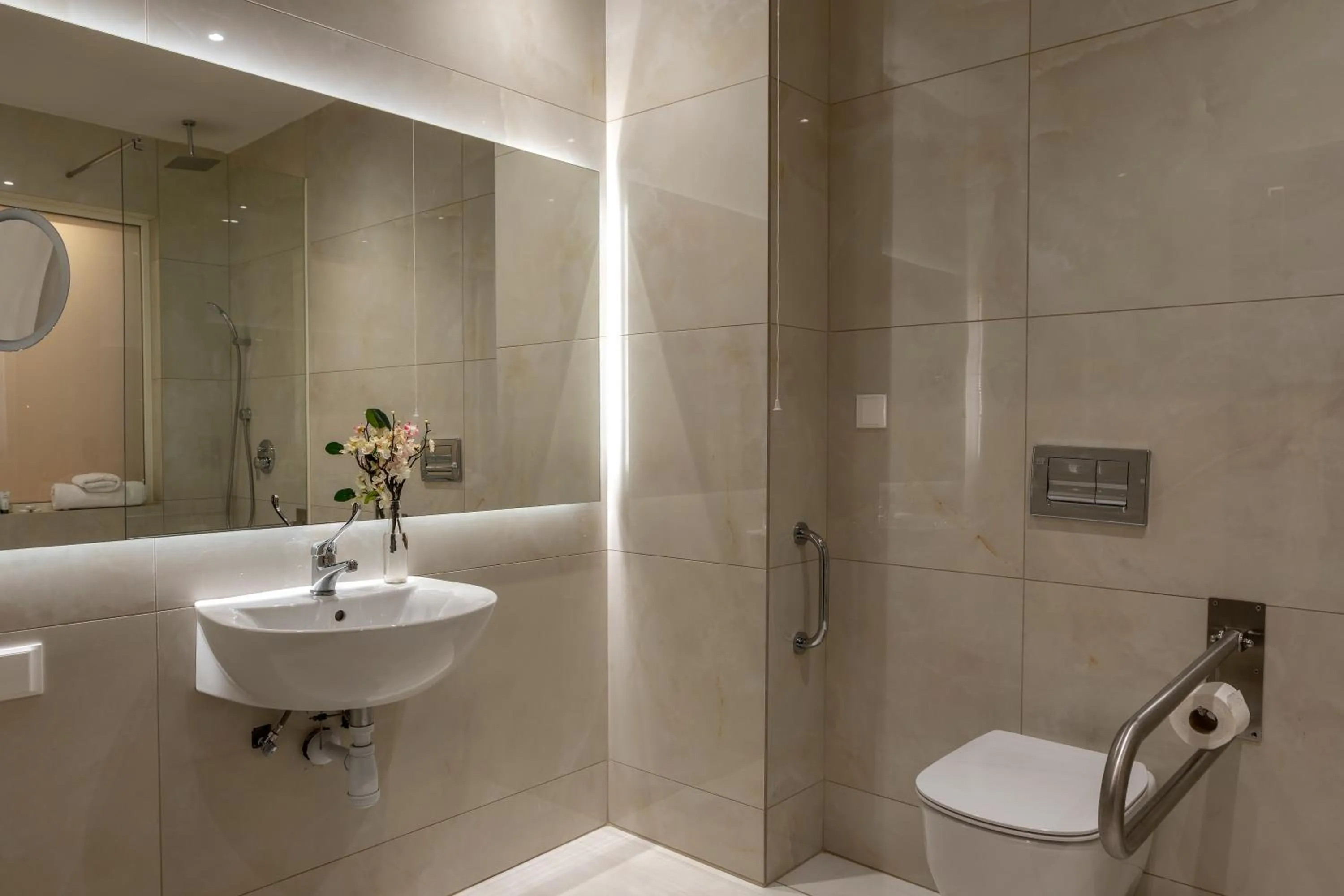 Shower in Chrysomare Beach Hotel & Resort