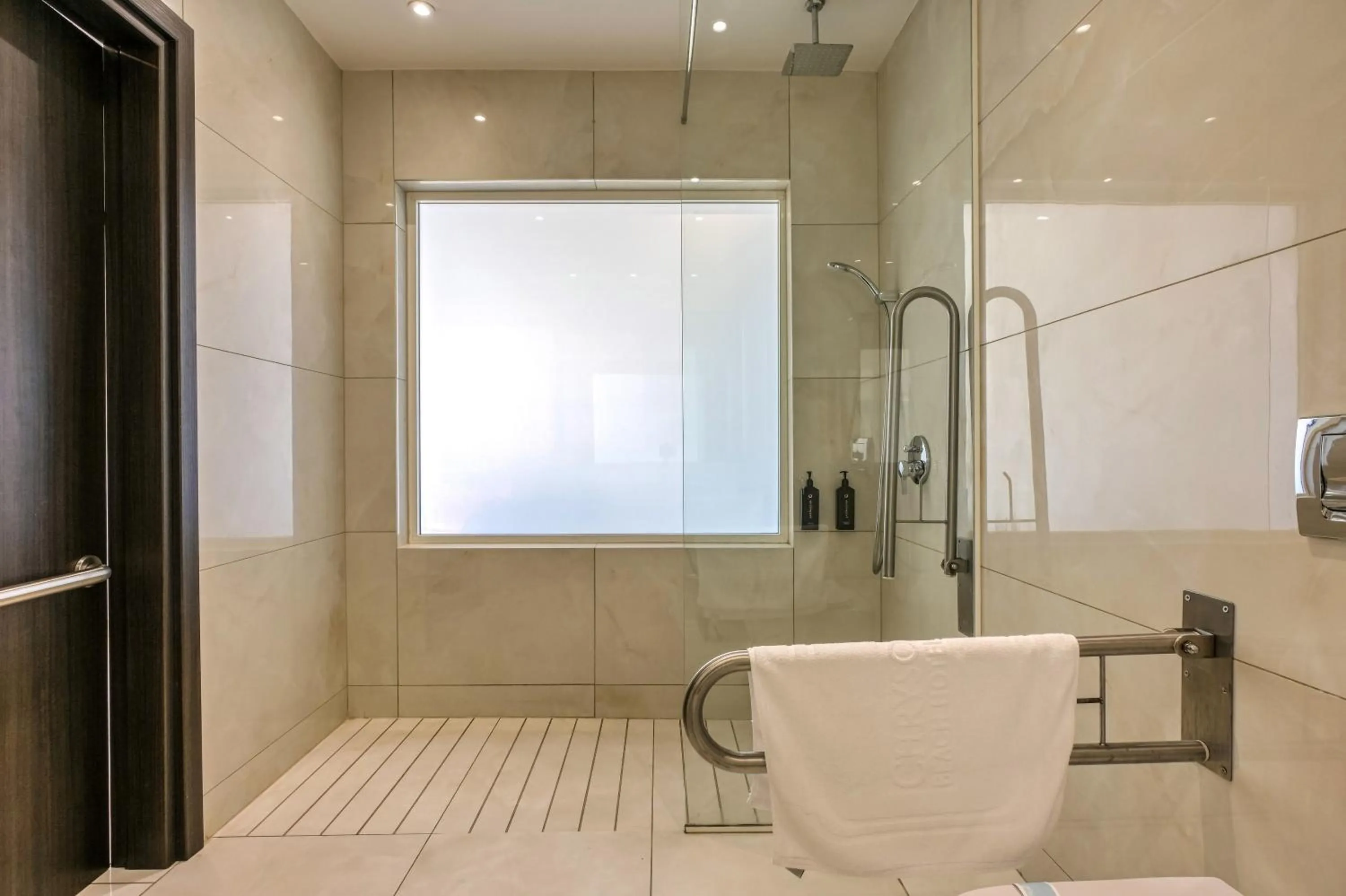 Chrysomare Beach Hotel & Resort