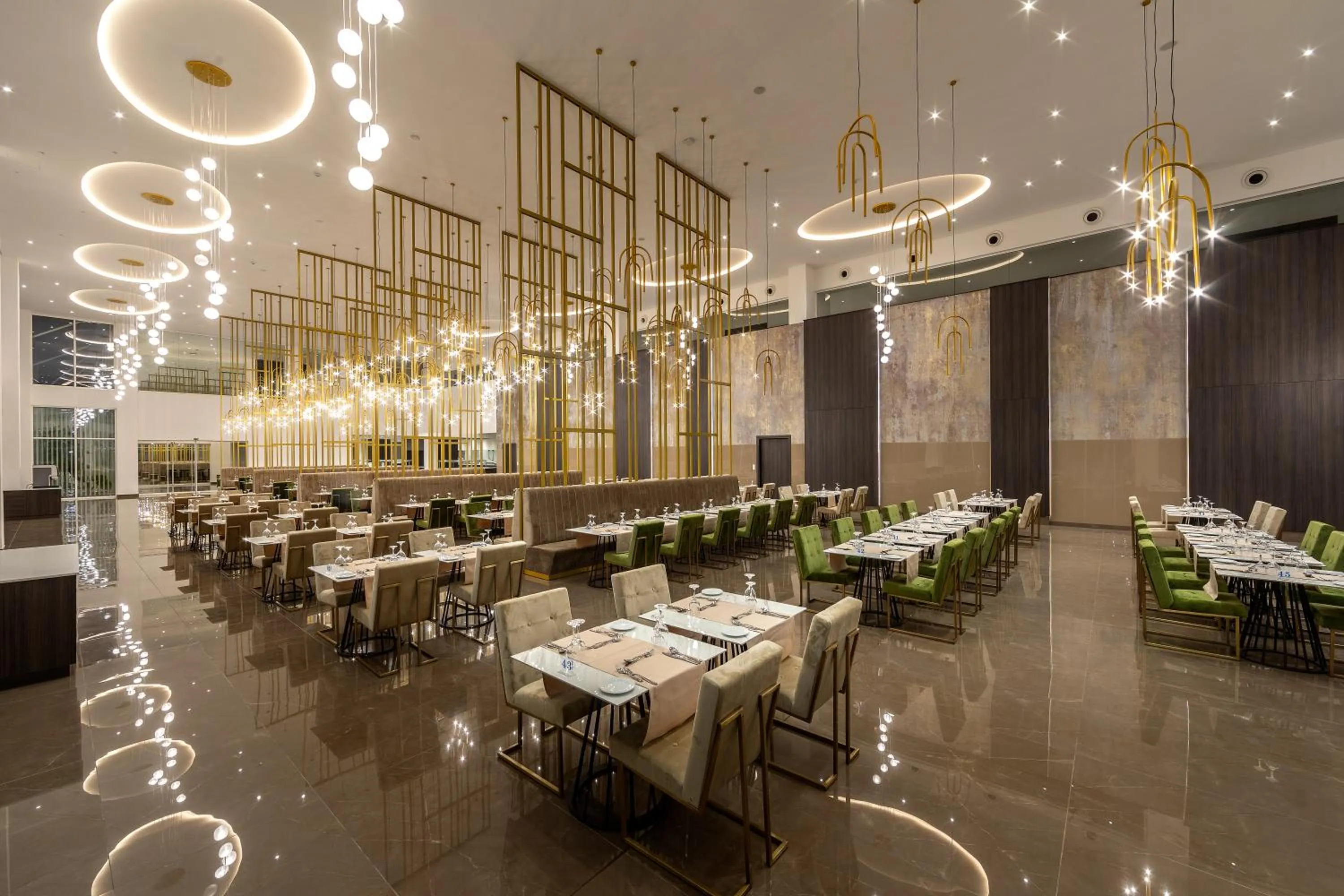 Restaurant/places to eat in Chrysomare Beach Hotel & Resort