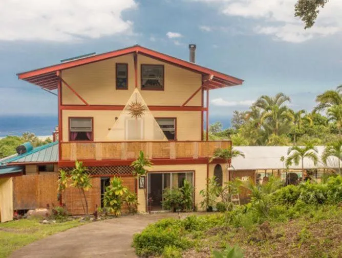 Facade/entrance in Banyan Tree Sanctuary Guest House