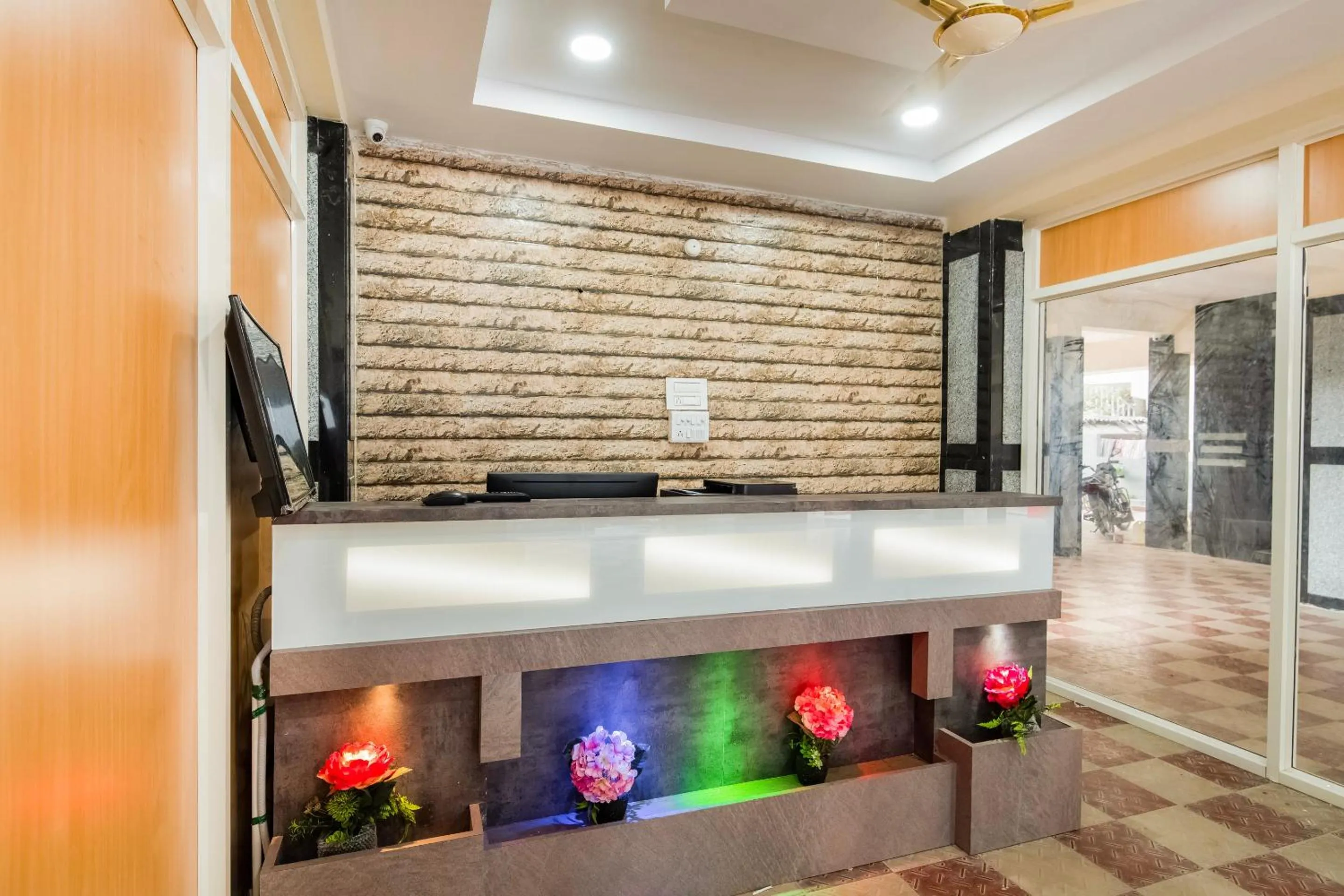 Super Capital O RR Towers by CJ