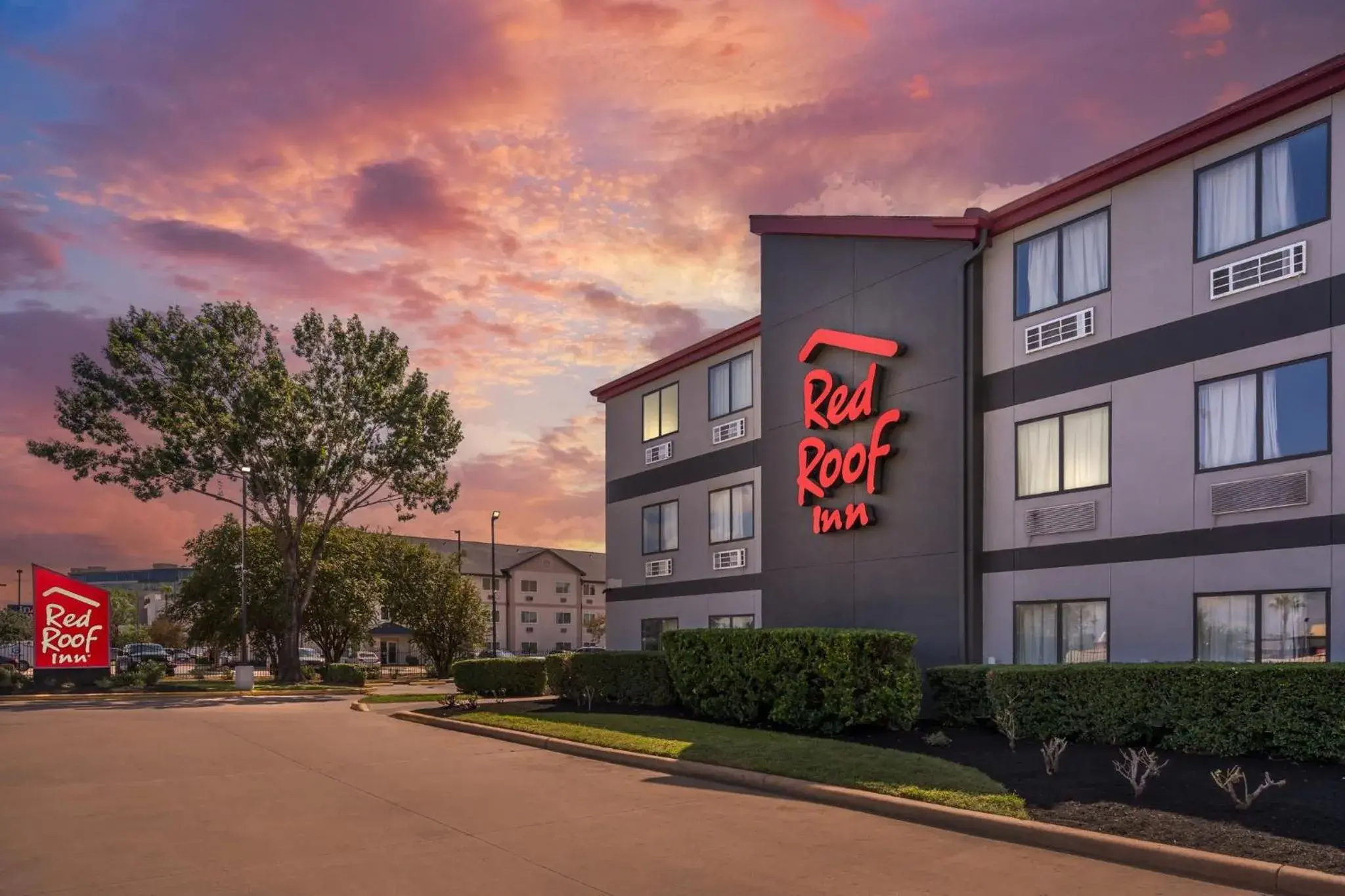 Facade/entrance in Red Roof Inn Houston Brookhollow Facade/entrance in Red Roof Inn Houston Brookhollow