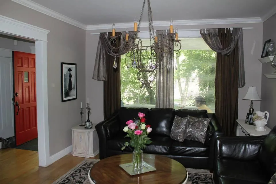 Charles Street Vacation Home