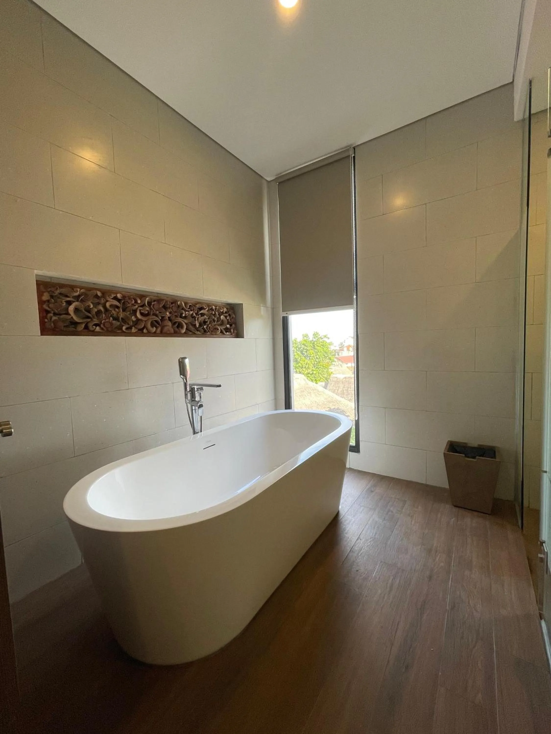 Bath in Sima Hotel Kuta Lombok