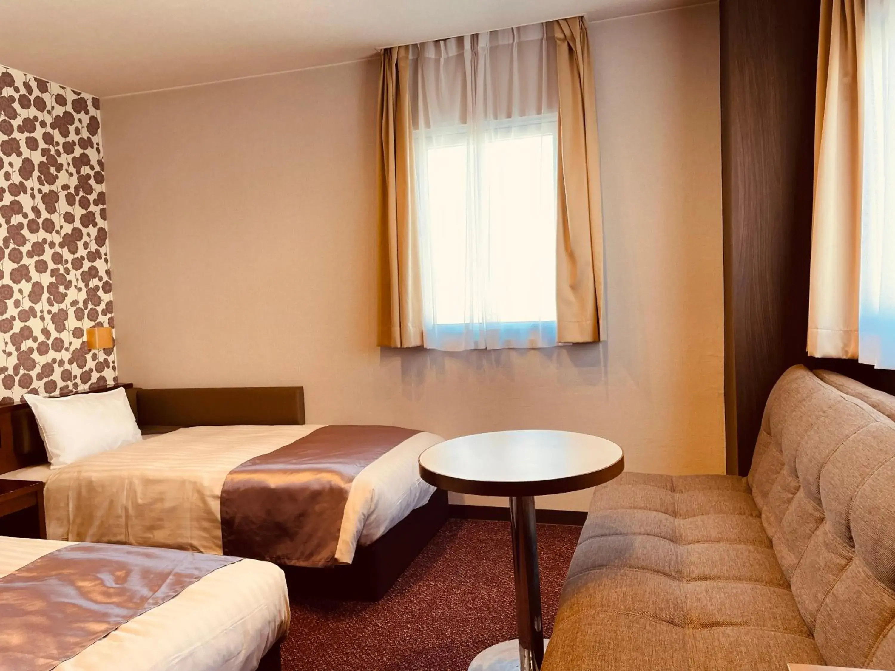 Bed in Shizuoka Town Hotel Bed in Shizuoka Town Hotel