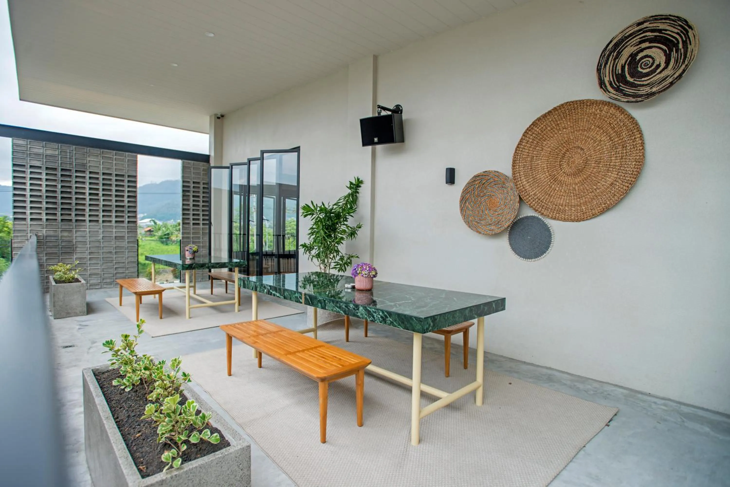 Restaurant/places to eat in Hanoman Hotel Kota Batu