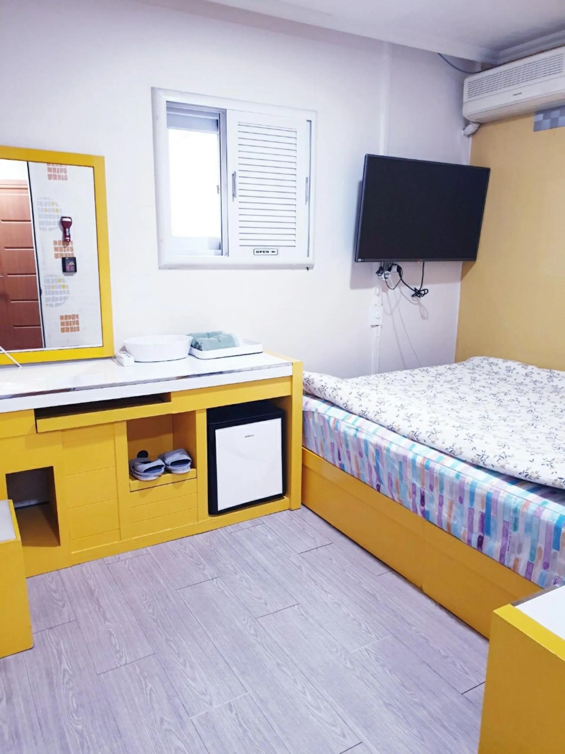 Bed in OPPA Hostel Sinchon-Hongdae