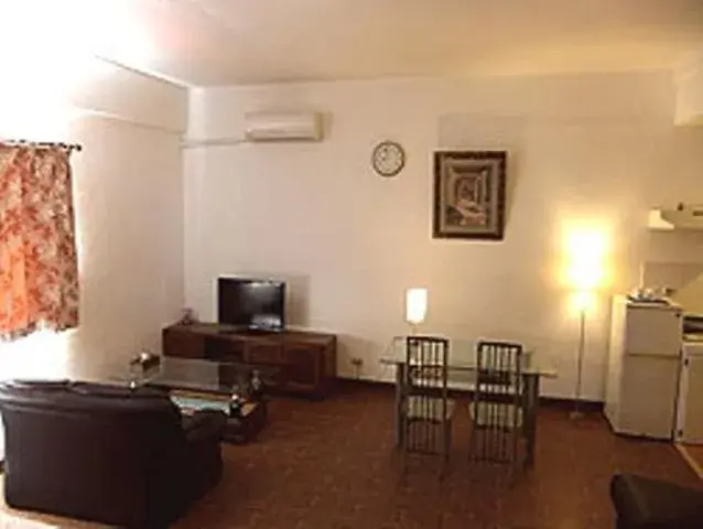 Photo of the whole room in Himawari Hotel Photo of the whole room in Himawari Hotel