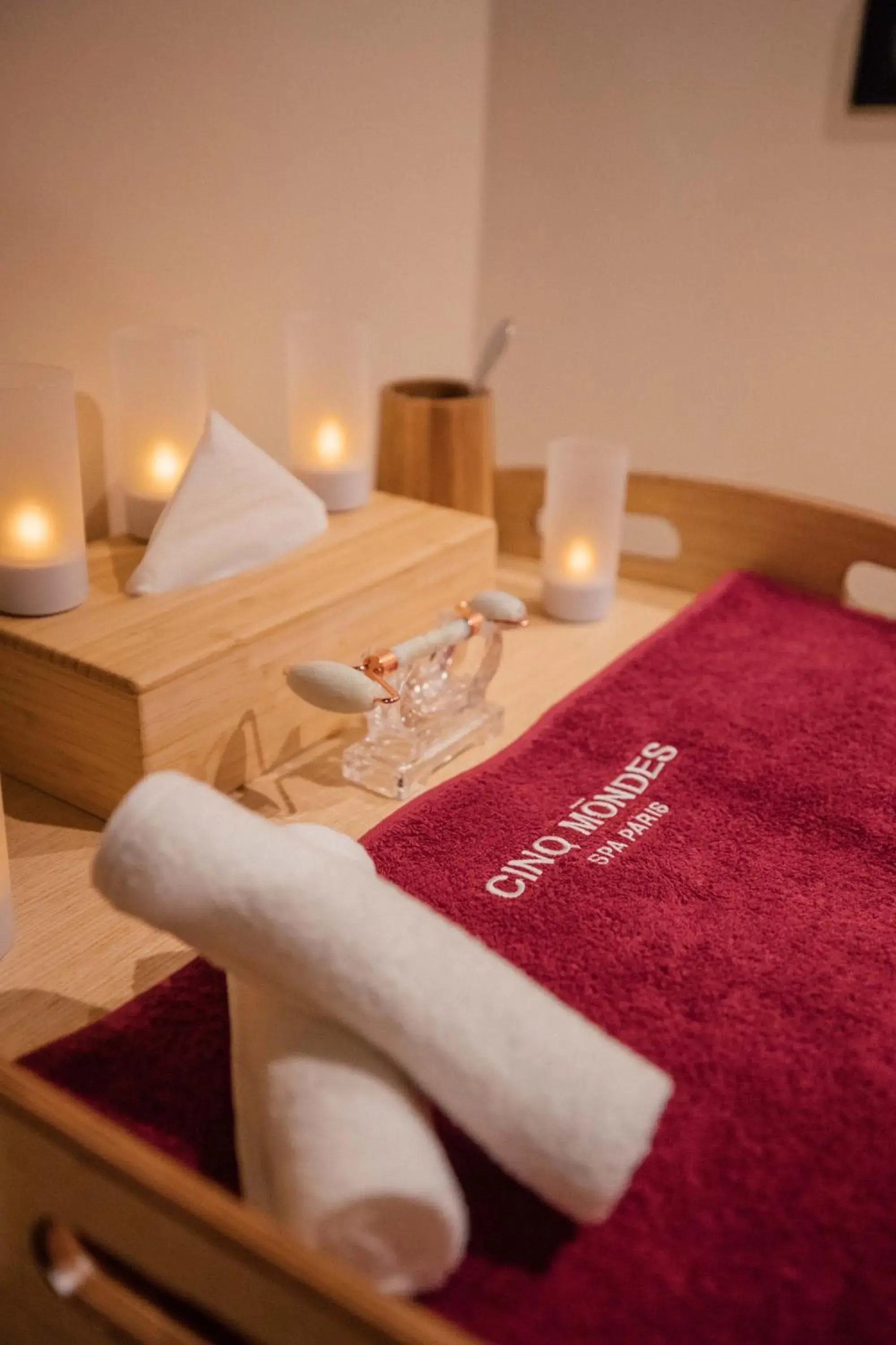 Massage, Bed in Lykke Hôtel & Spa Chamonix - ex Mercure Massage, Bed in Lykke Hôtel & Spa Chamonix - ex Mercure