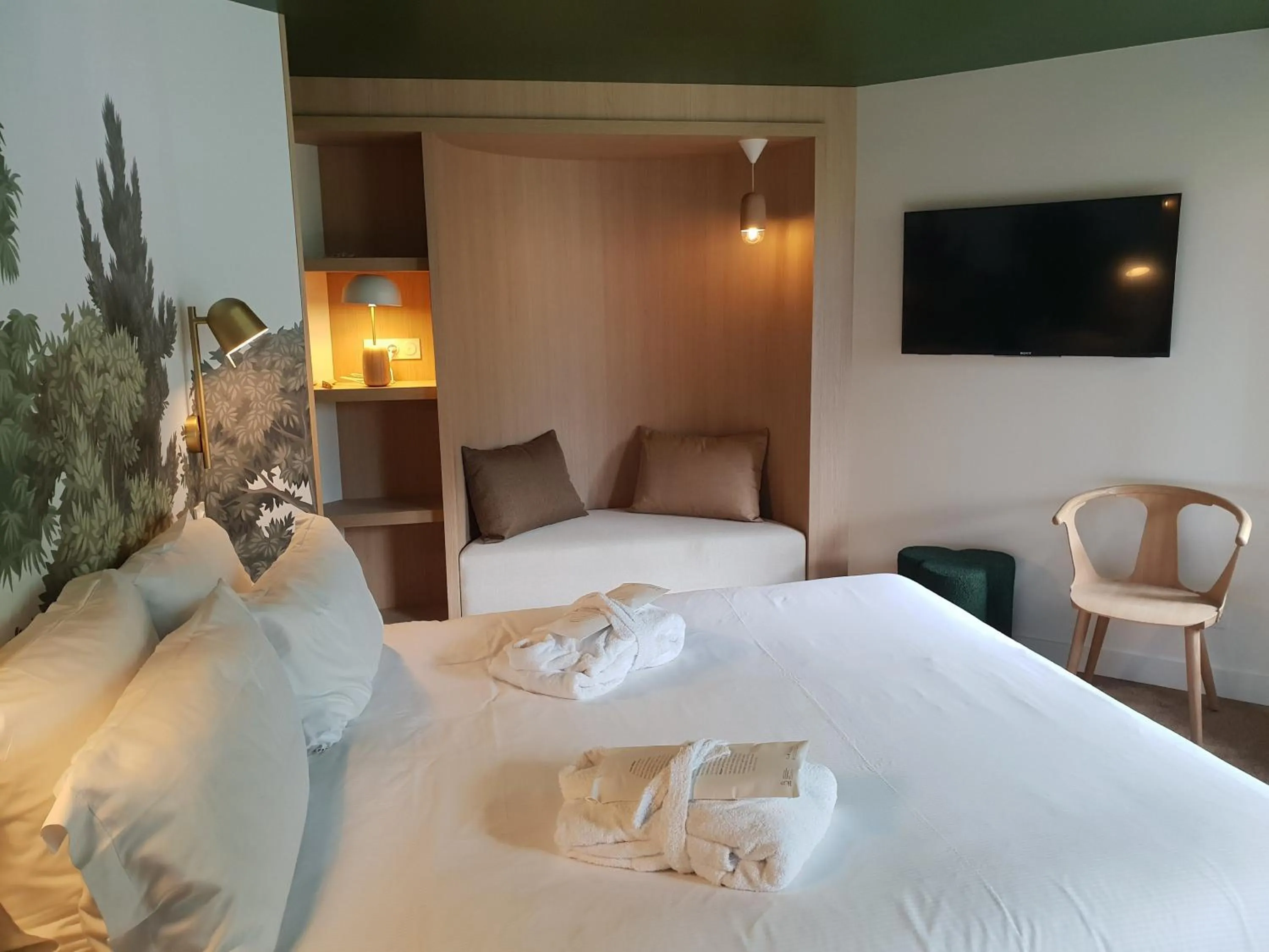 Bedroom, Bed in Lykke Hôtel & Spa Chamonix - ex Mercure