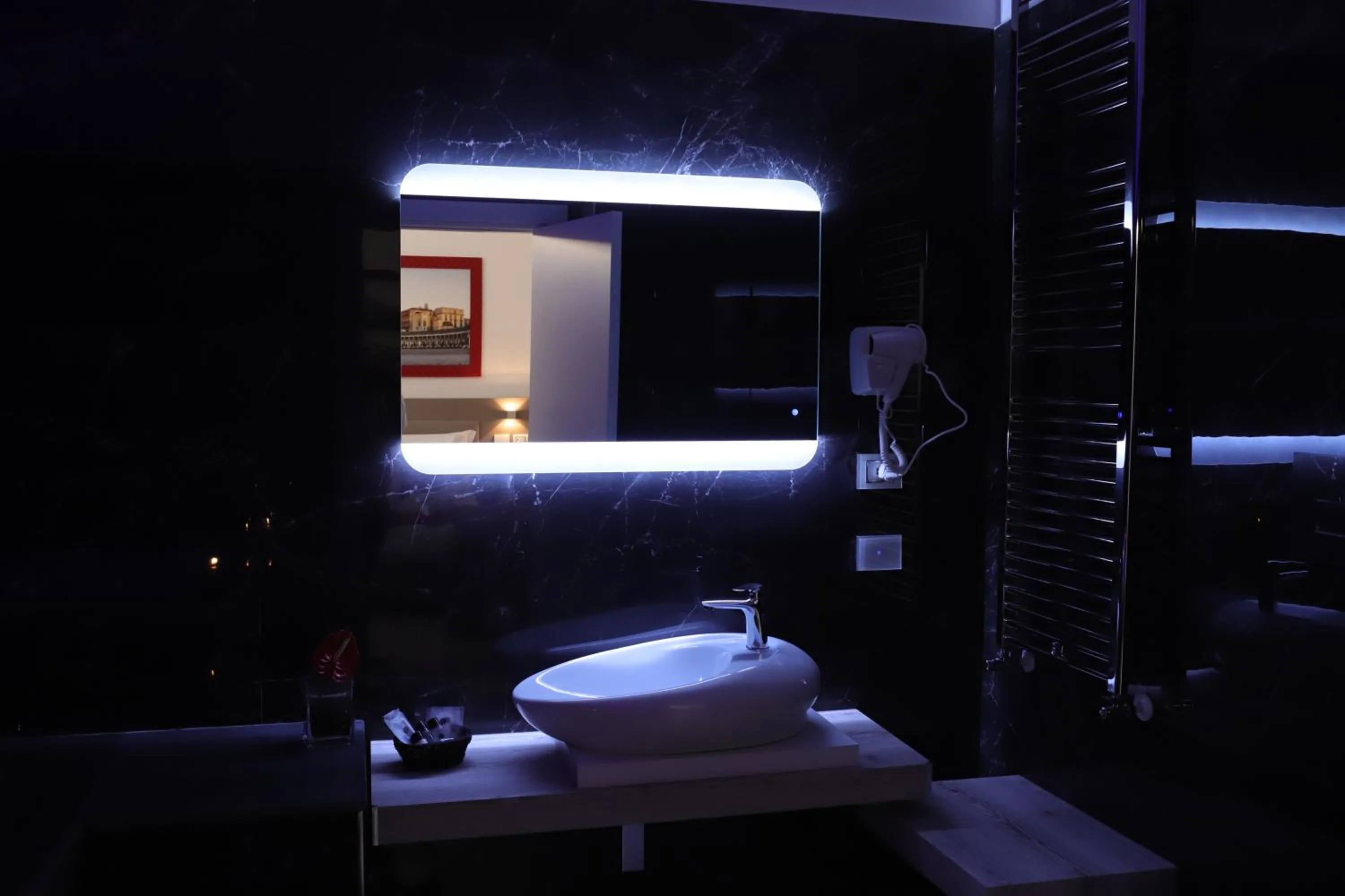 Bathroom in Mecla Suites