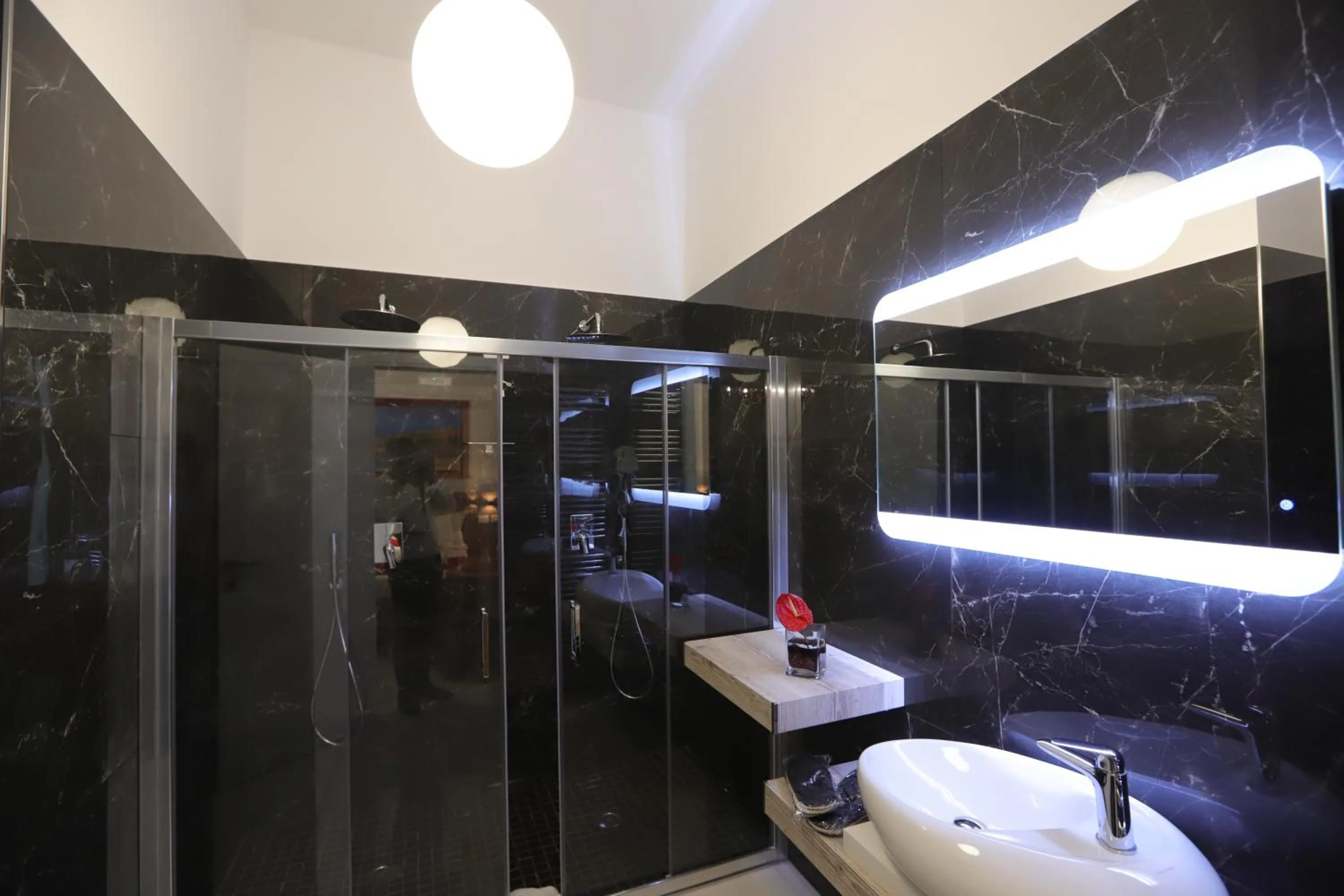 Bathroom in Mecla Suites