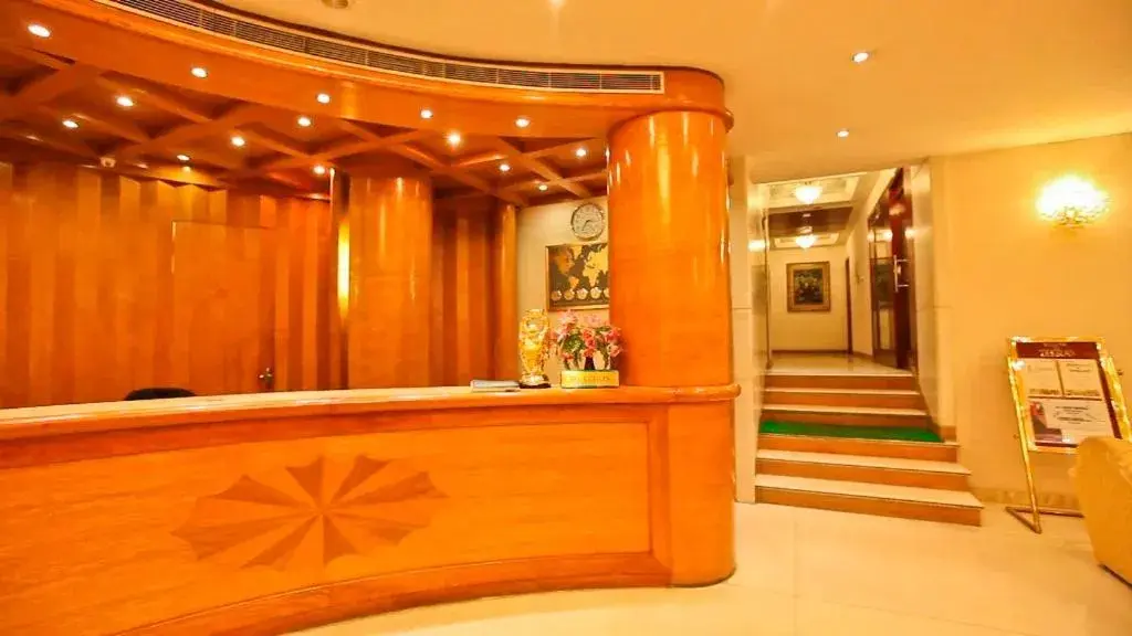 Lobby or reception in Hotel Zeeras Lobby or reception in Hotel Zeeras