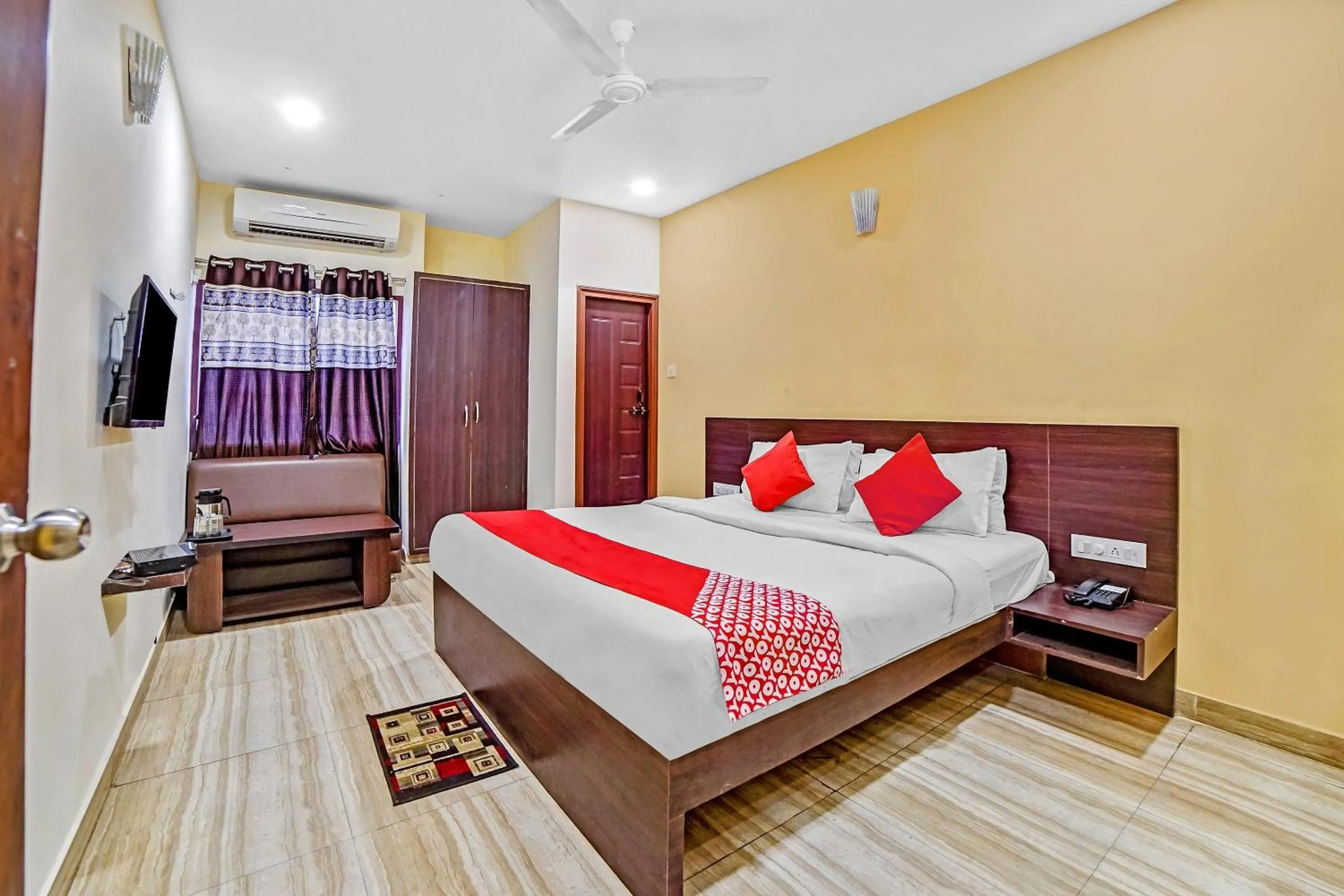 Bedroom, Bed in Collection O Suvidha