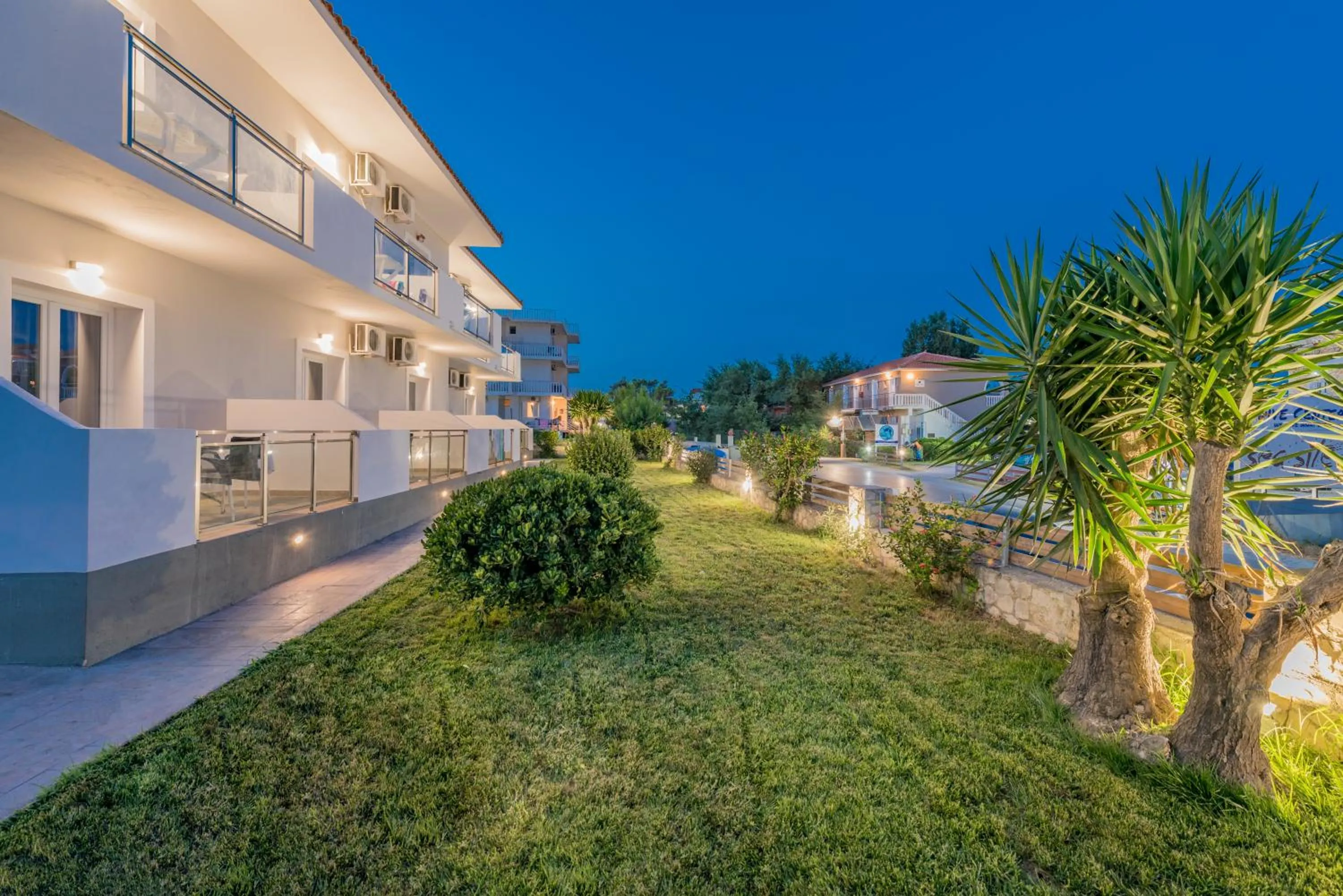 Property building in Stathis Studios II