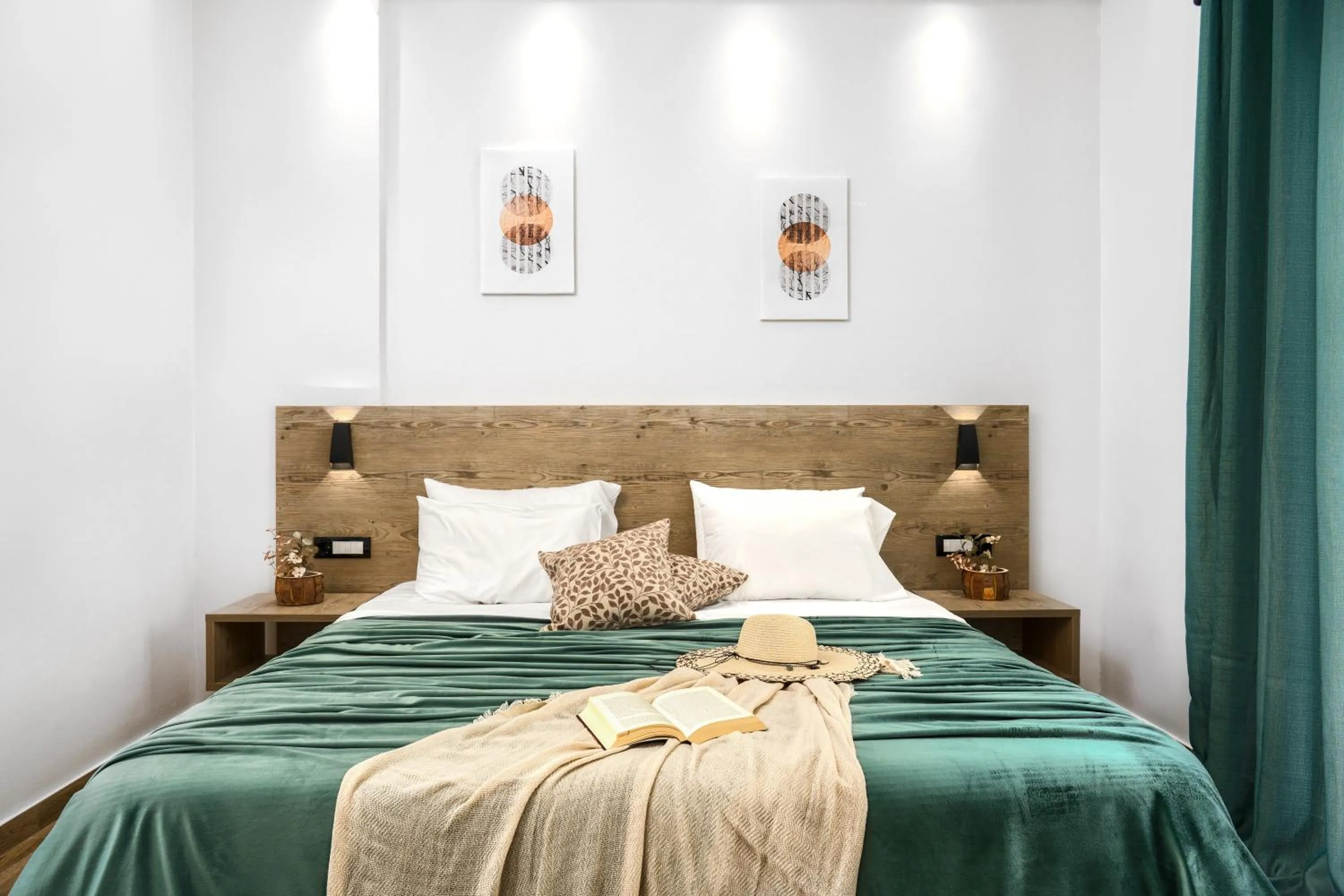 Bed in Stathis Studios II
