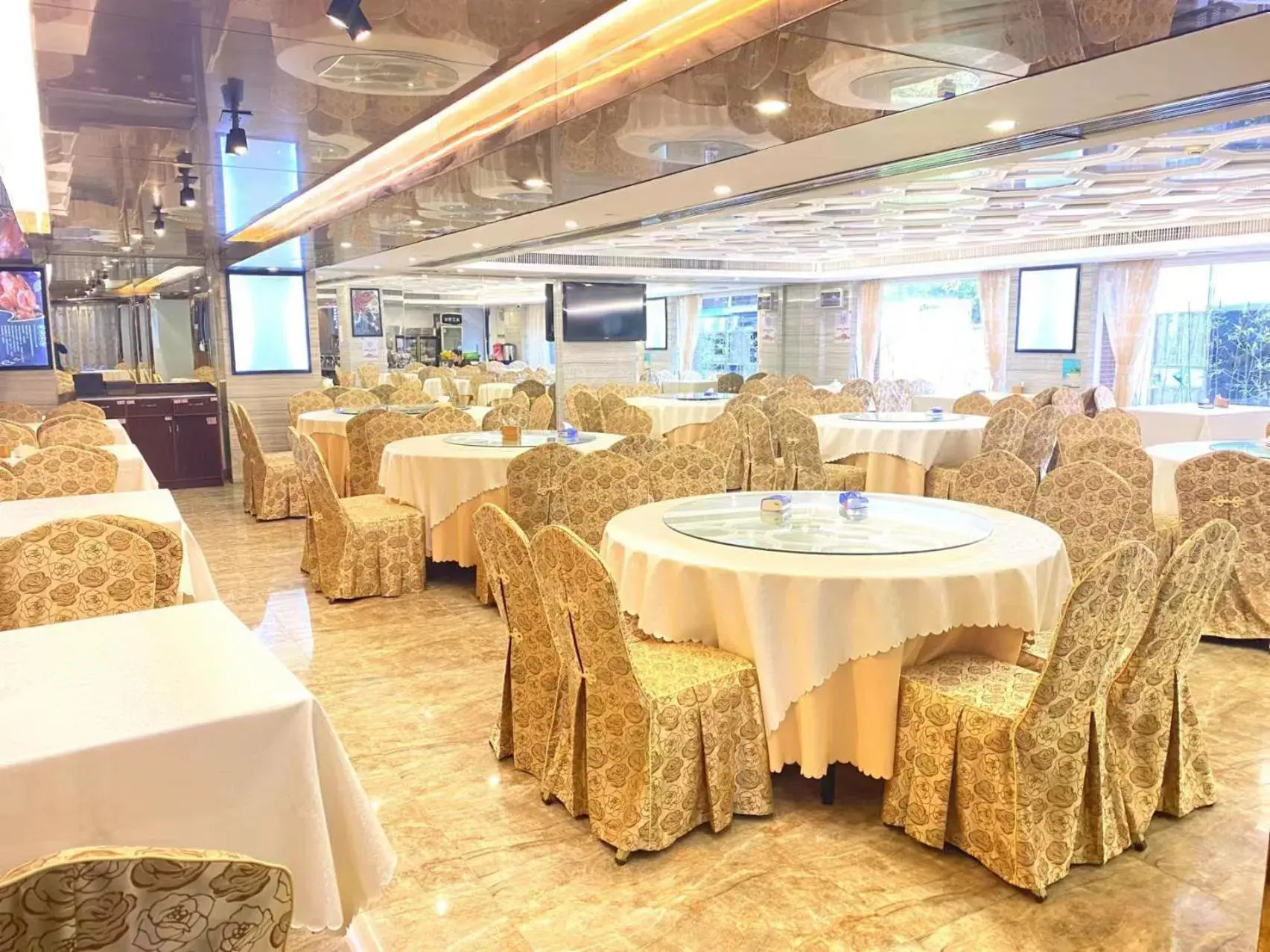 Banquet Facilities in Guangzhou Ming Yue Hotel