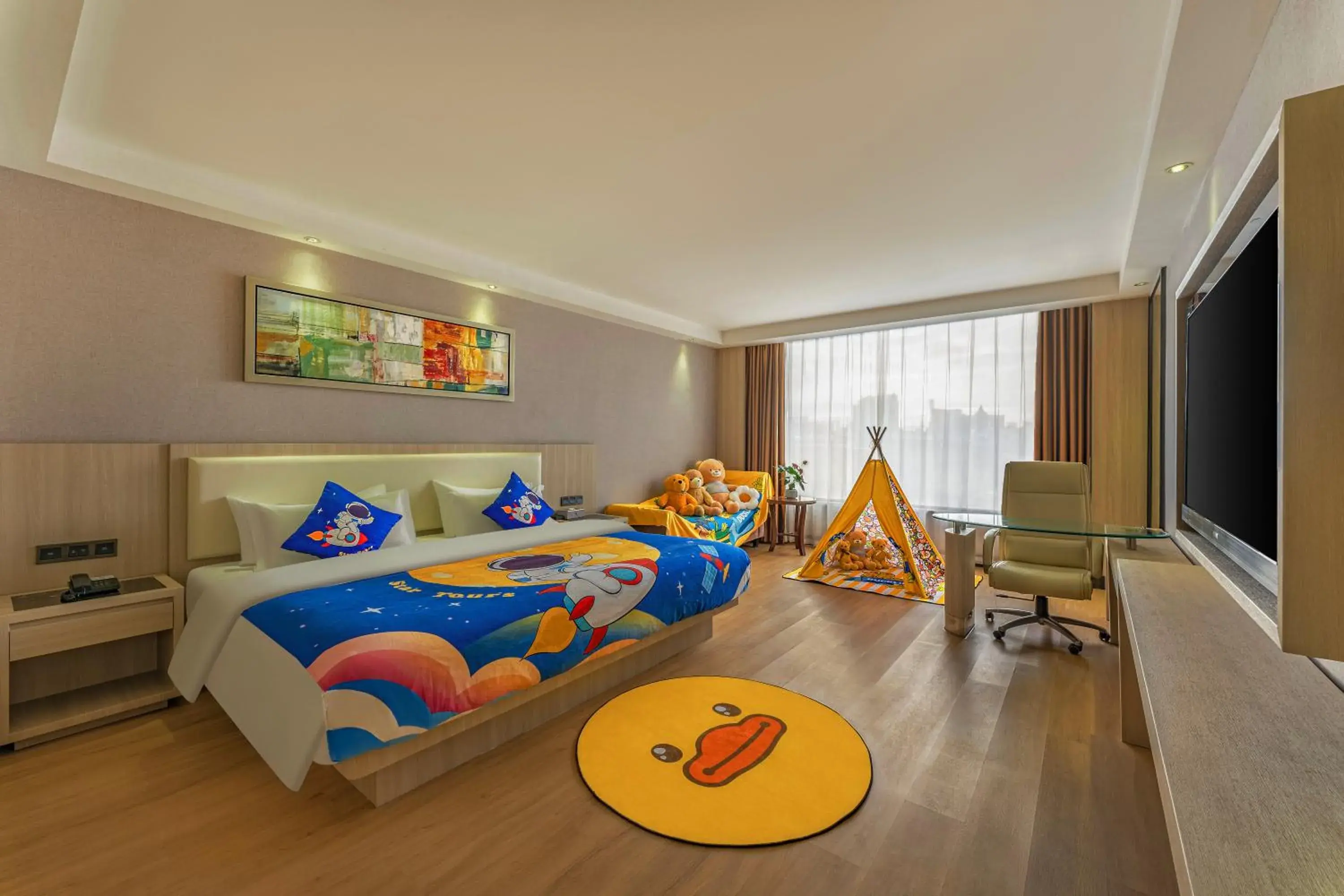 Deluxe King Room in Guangzhou Ming Yue Hotel Deluxe King Room in Guangzhou Ming Yue Hotel